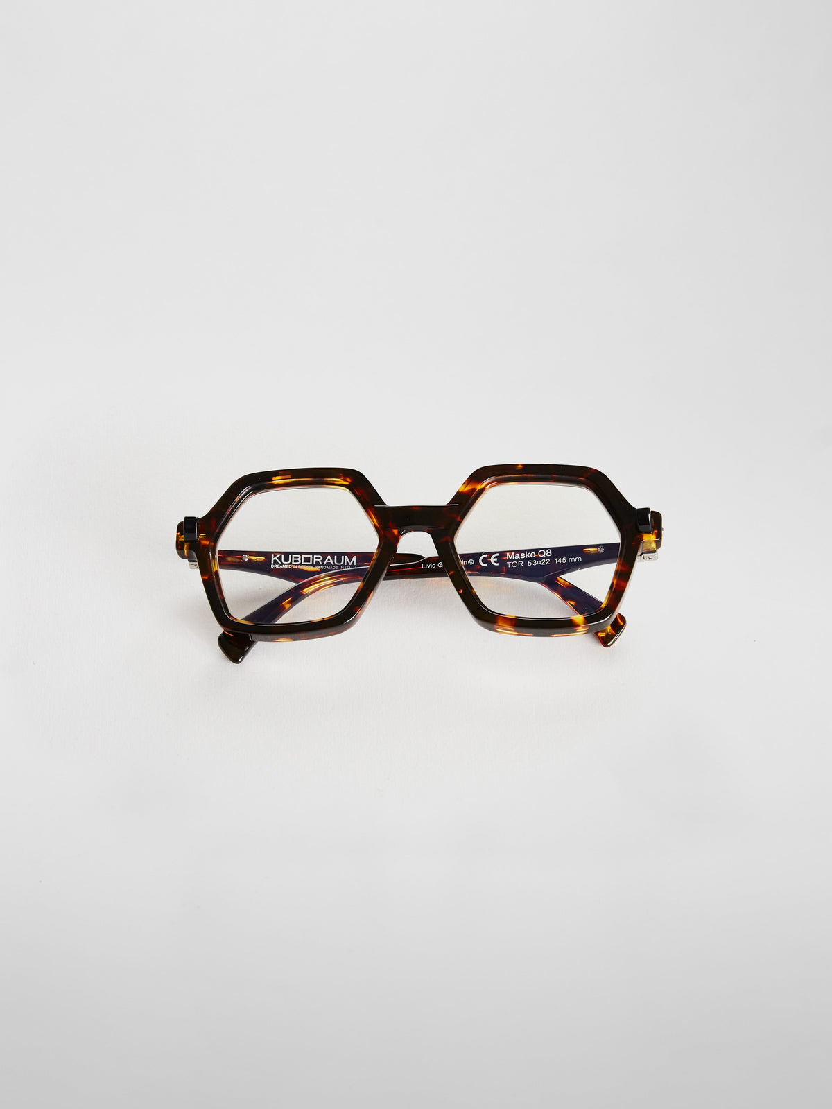 Tortoiseshell glasses: the havana pattern and how to choose it