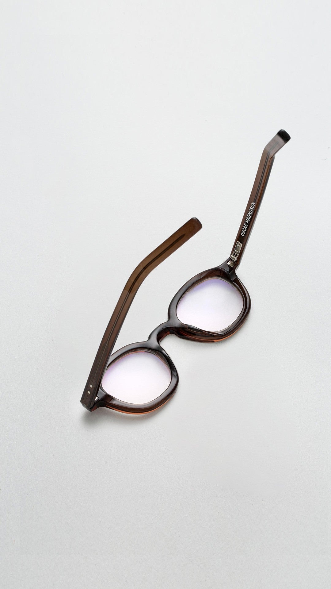 Oscar Magnuson Joy - Toga Red