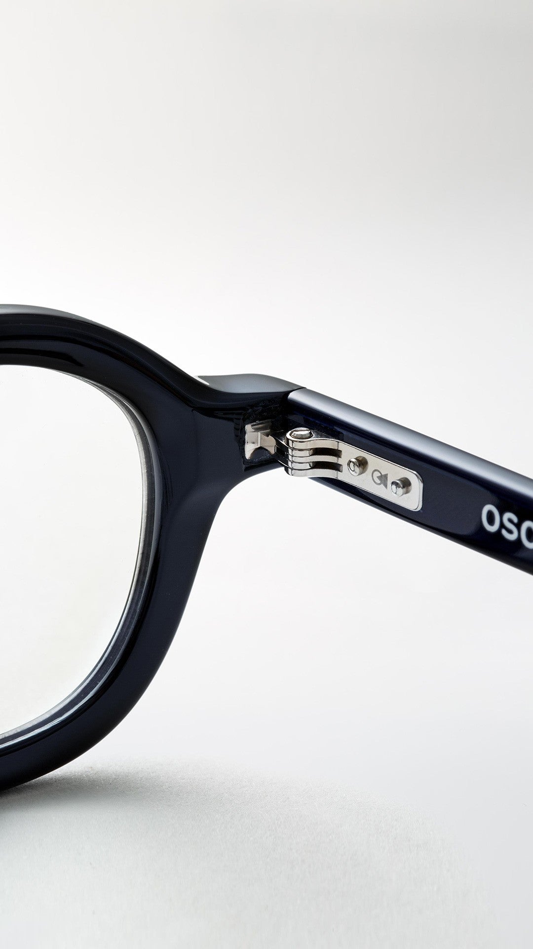 Oscar Magnuson Joy - Toga Red