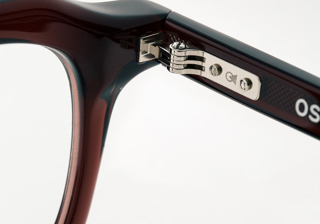 Oscar Magnuson Deckard - Toga Red