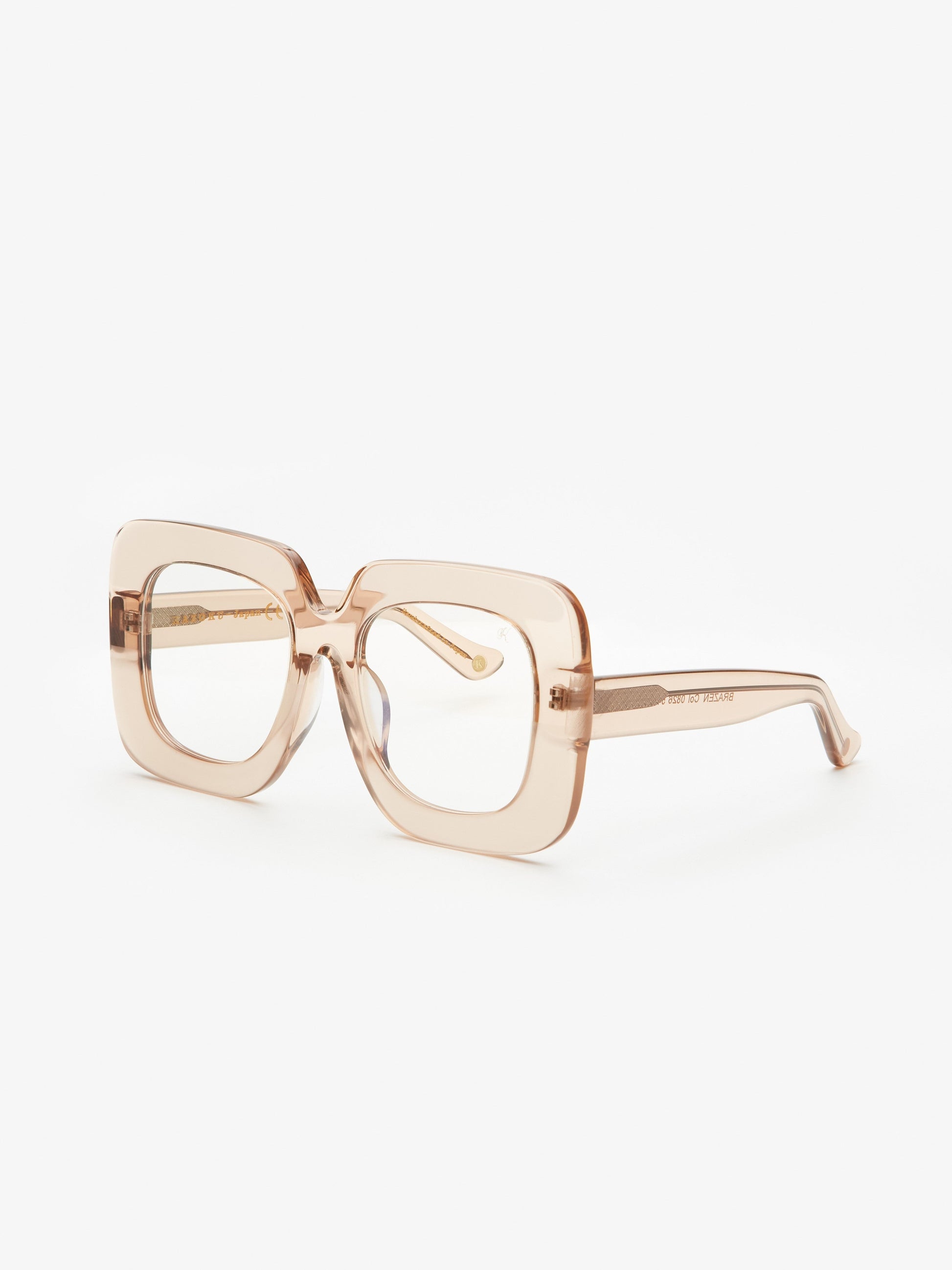 Kazoku, Brazen - 0826