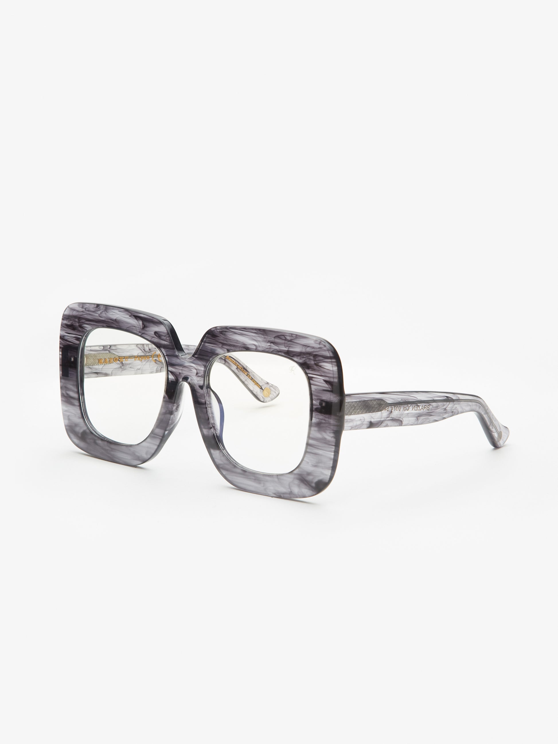 Kazoku, Brazen - 0074