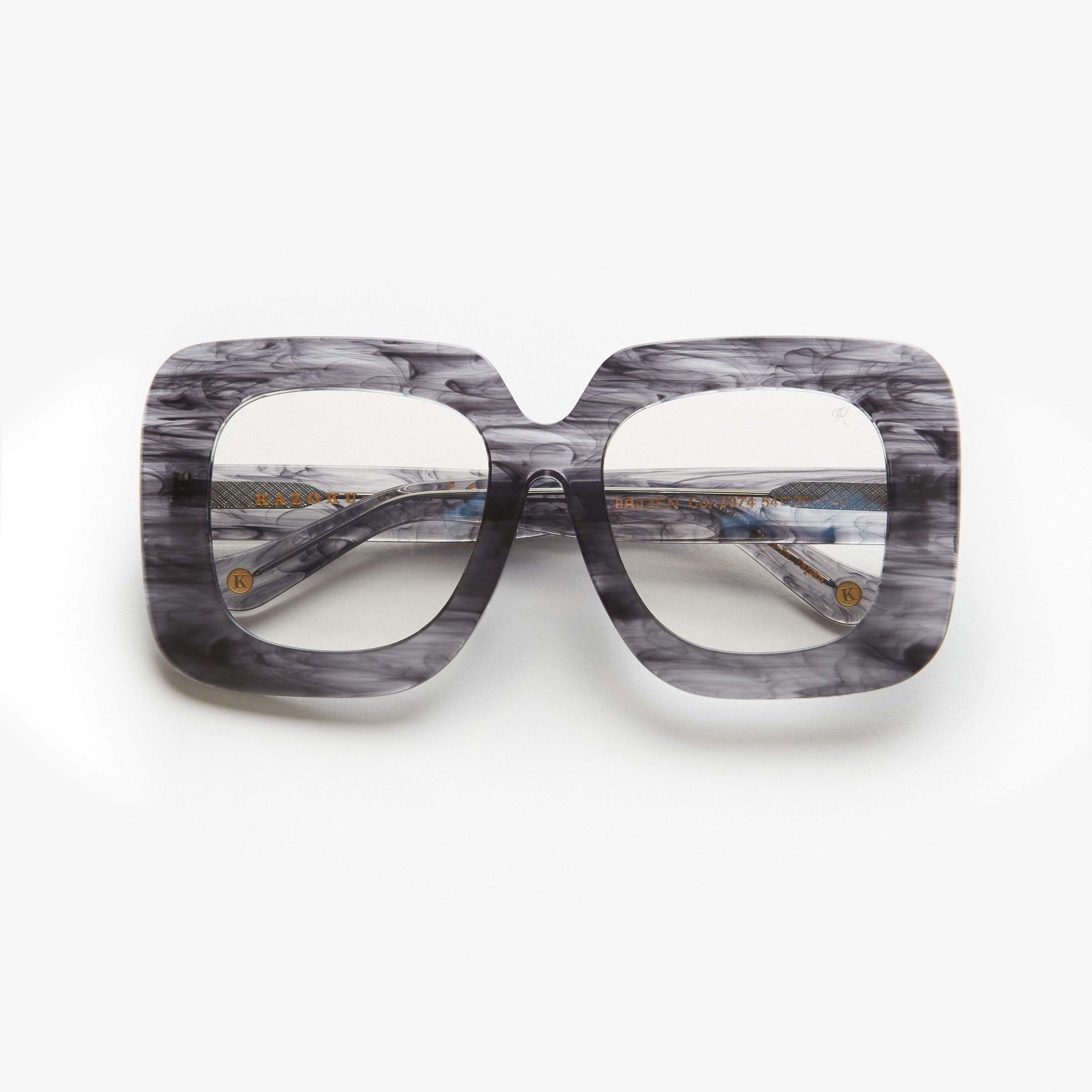 Kazoku, Brazen - 0074