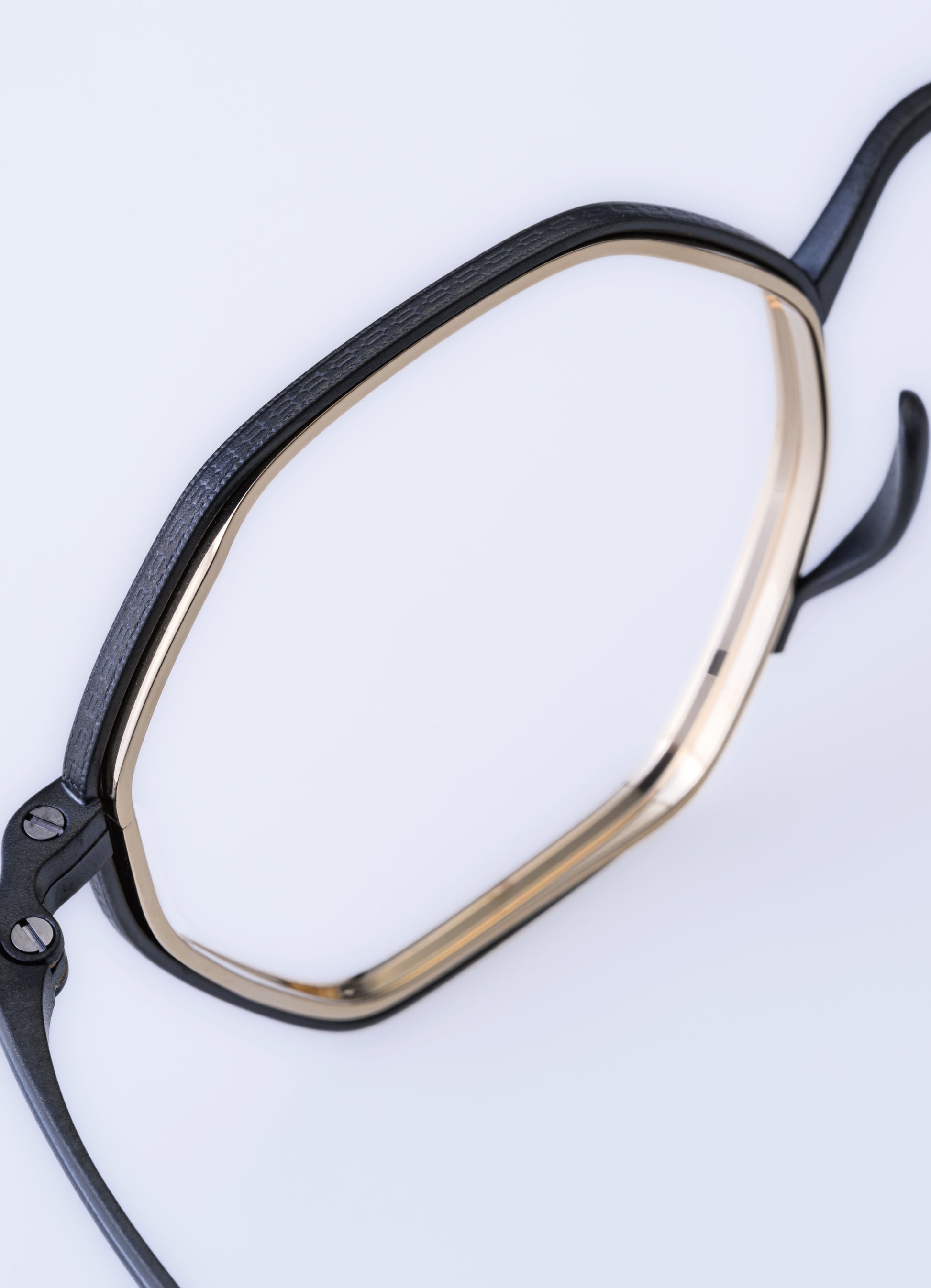 KameManNen - kmn 1232 - MGR/GD