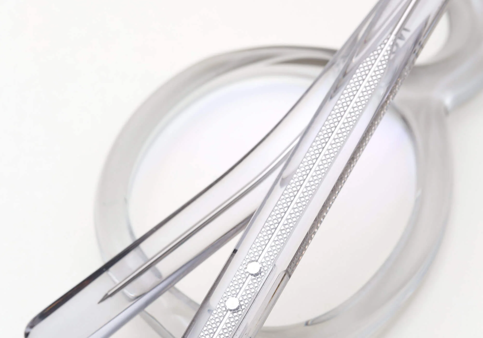 Oscar Magnuson Charles - Clear Grey