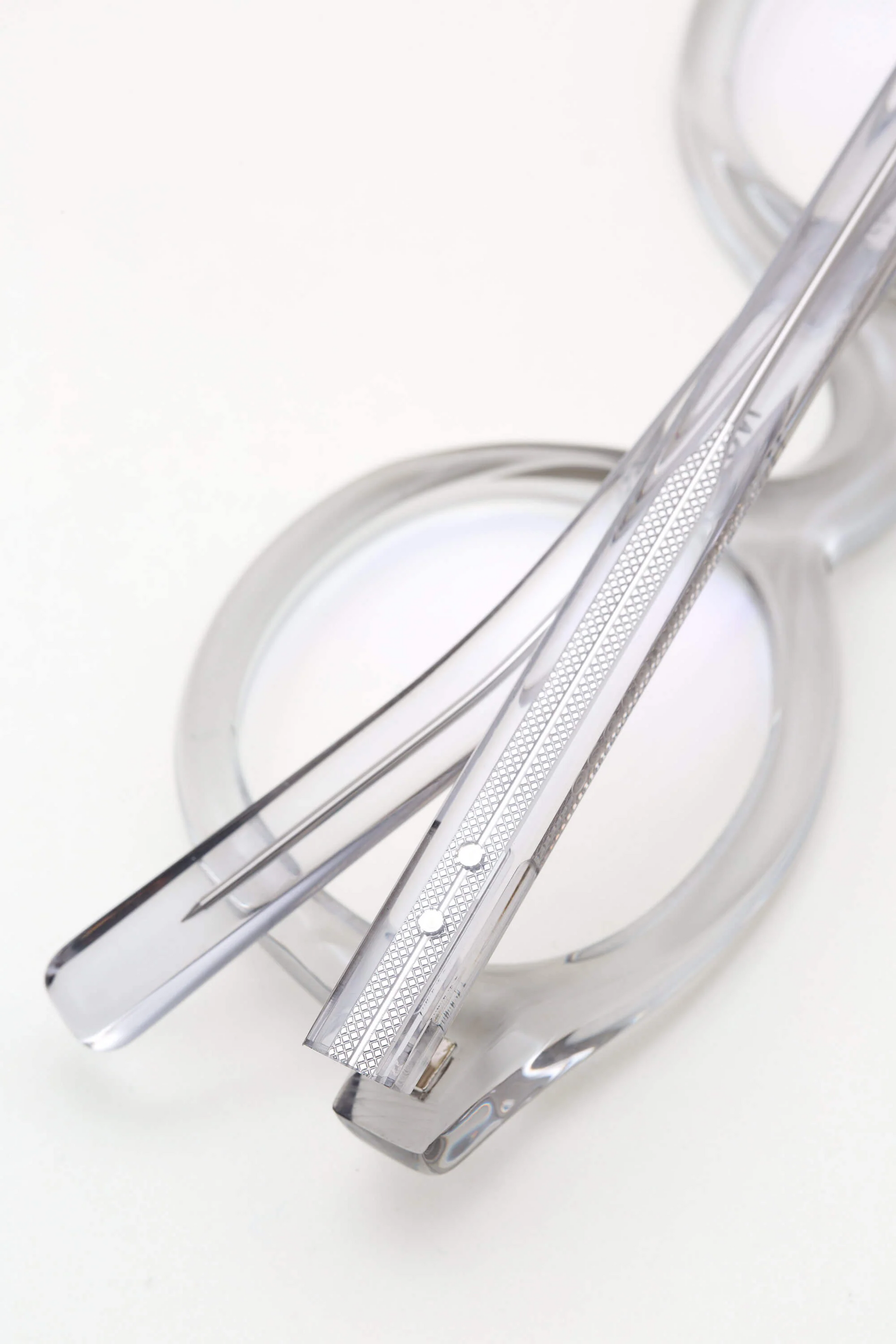 Oscar Magnuson Charles - Clear Grey