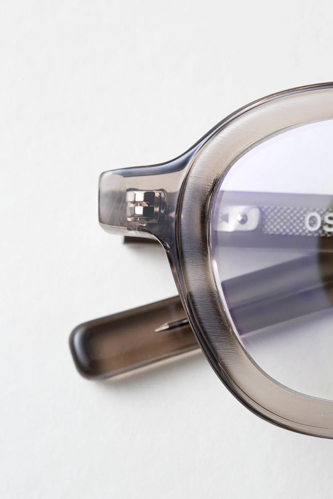 Oscar Magnuson Joy OM.4 - Warm Grey