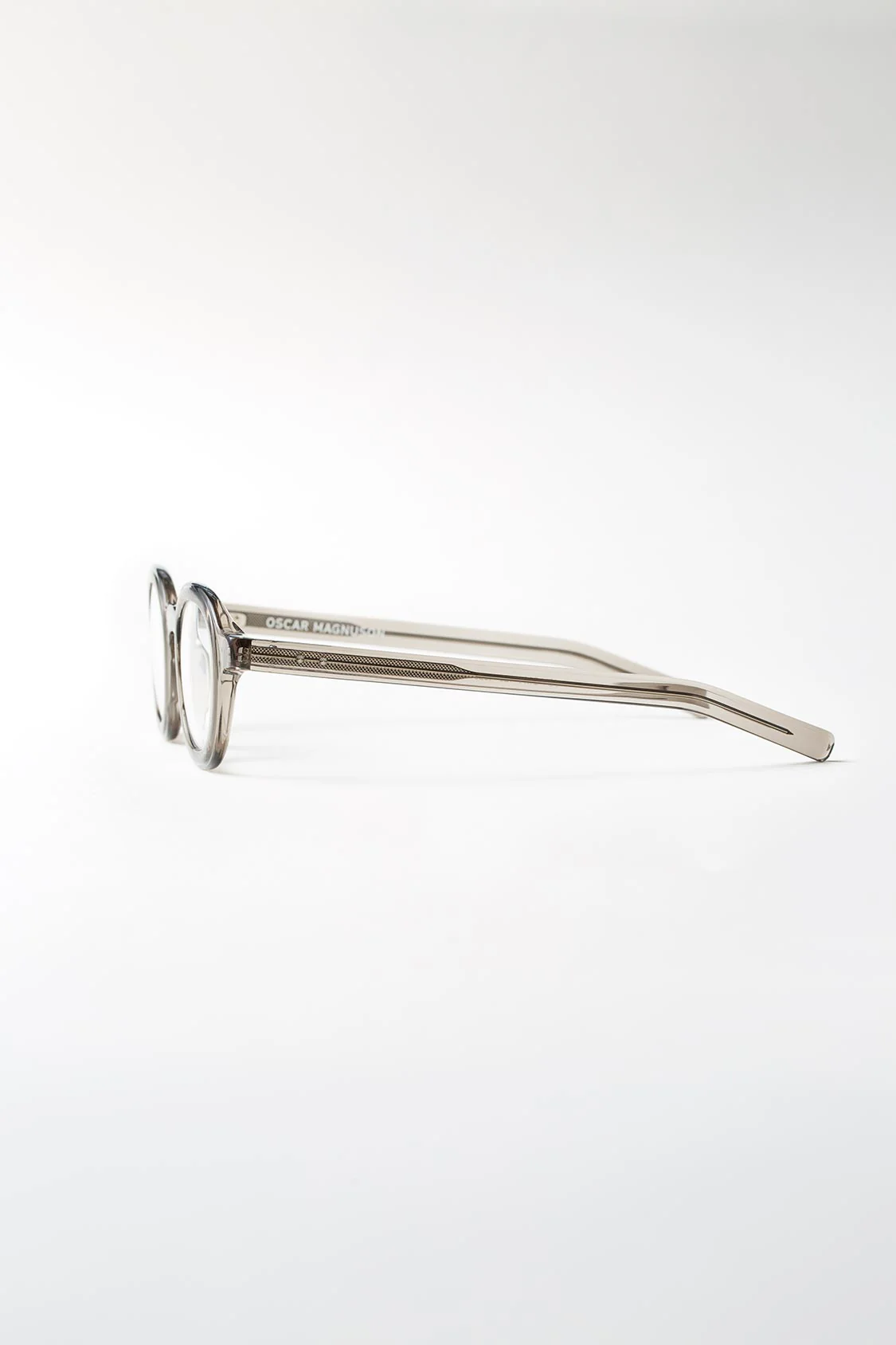 Oscar Magnuson Joy OM.4 - Warm Grey