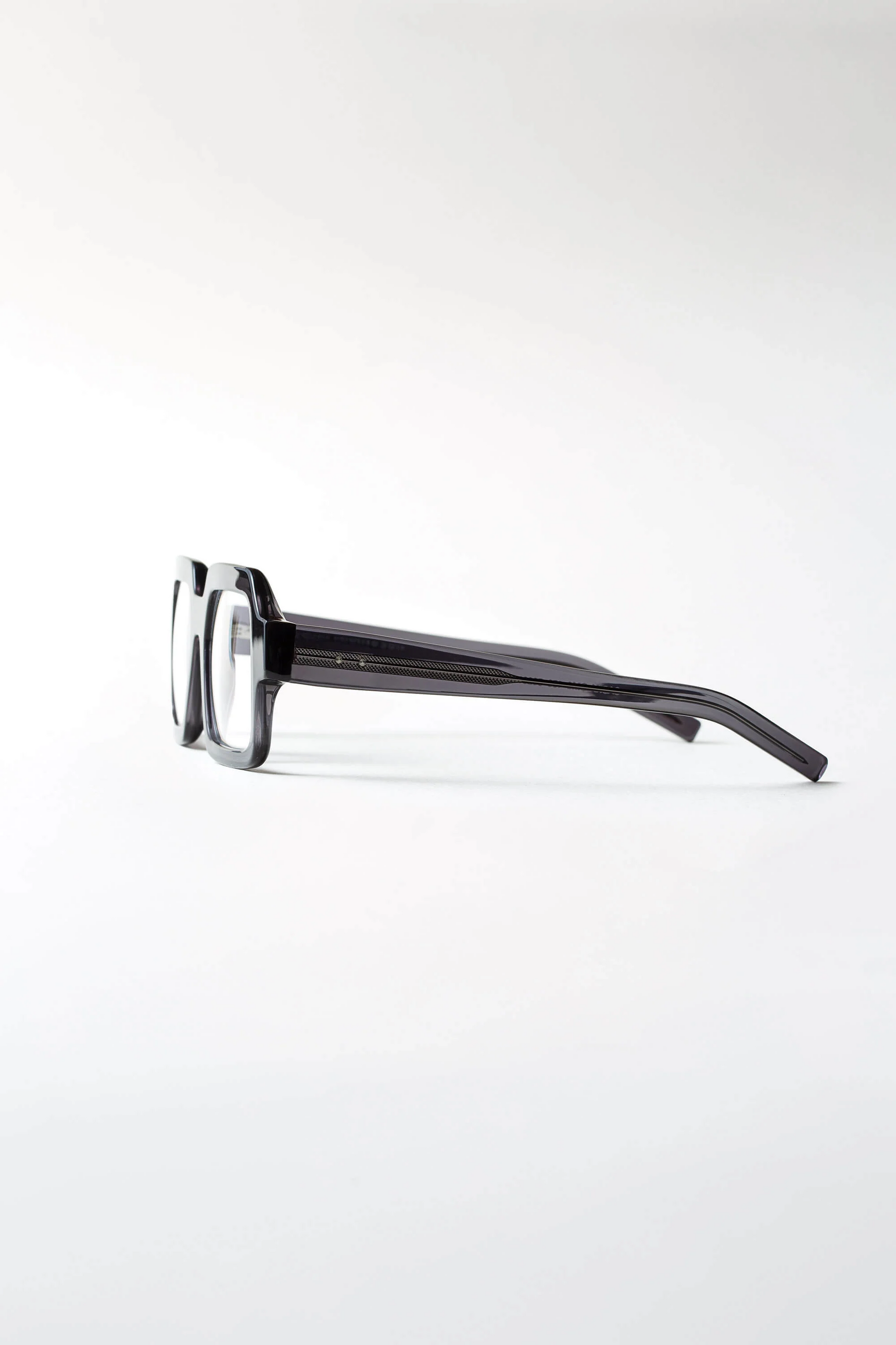 Oscar Magnuson Sasha OM.6 - Charcoal