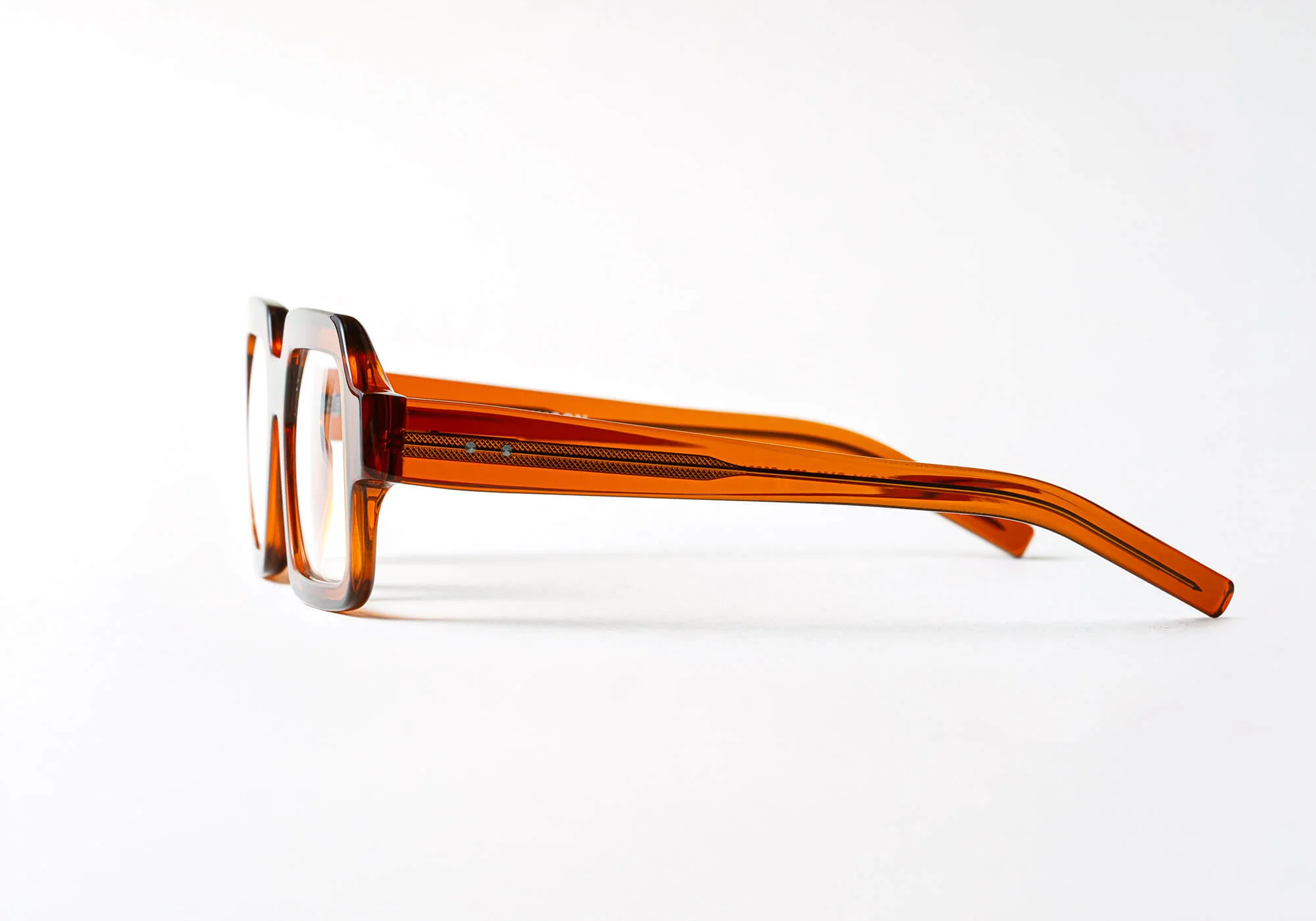 Oscar Magnuson Sasha OM.6 - Crystal Amber