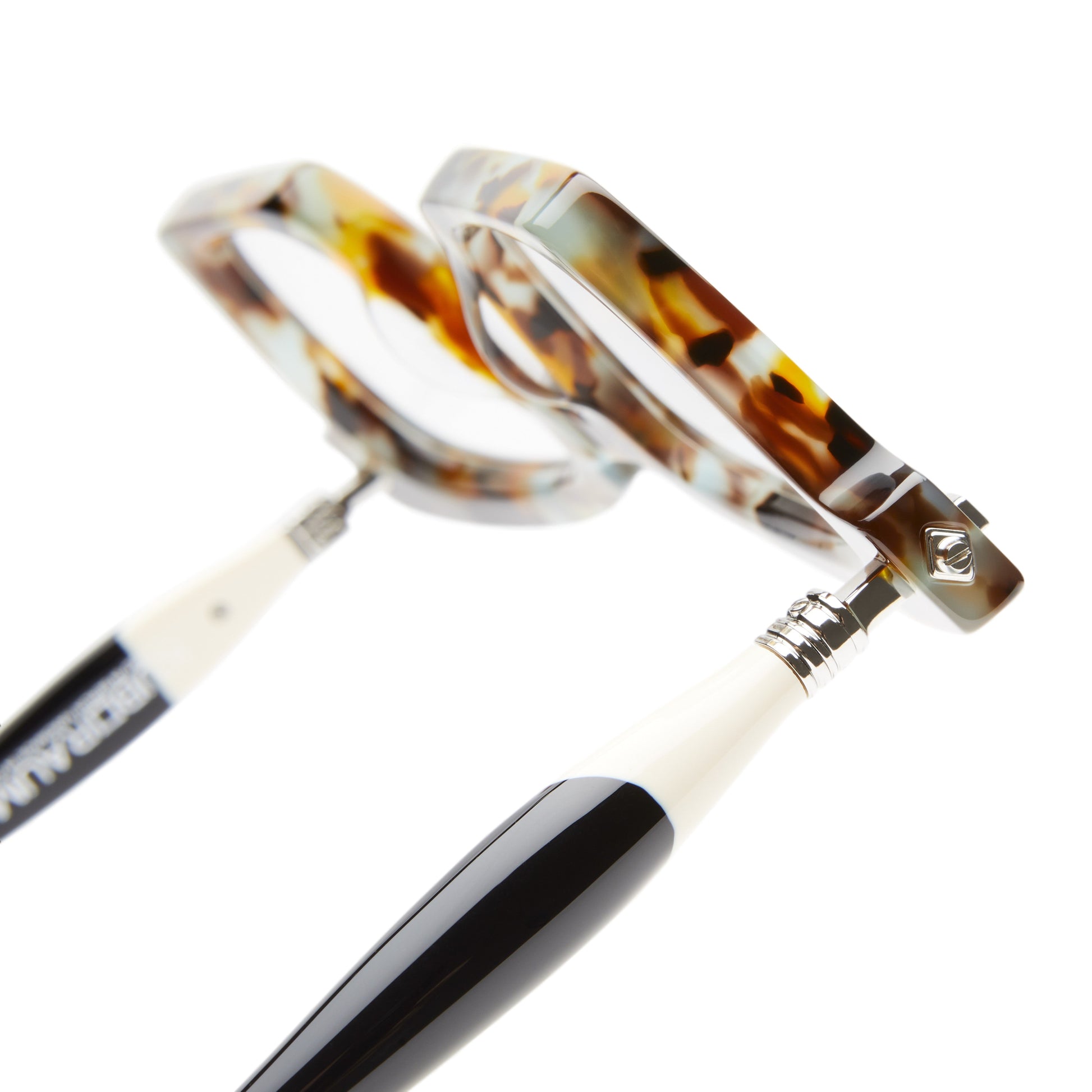 Kuboraum MASKE J5 - Ivory+Black ShineBlack Shine