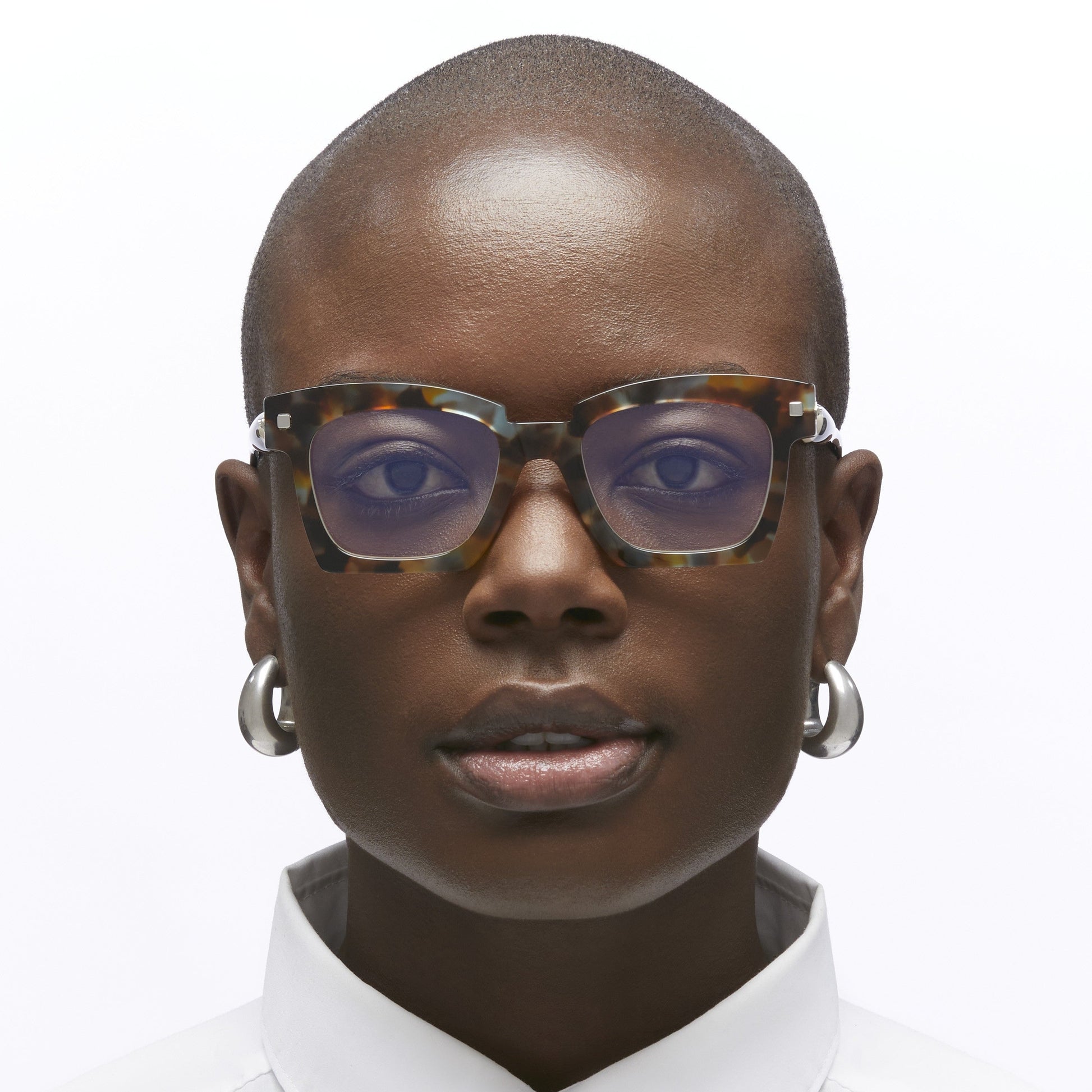 Kuboraum MASKE J5 - Ivory+Black ShineBlack Shine