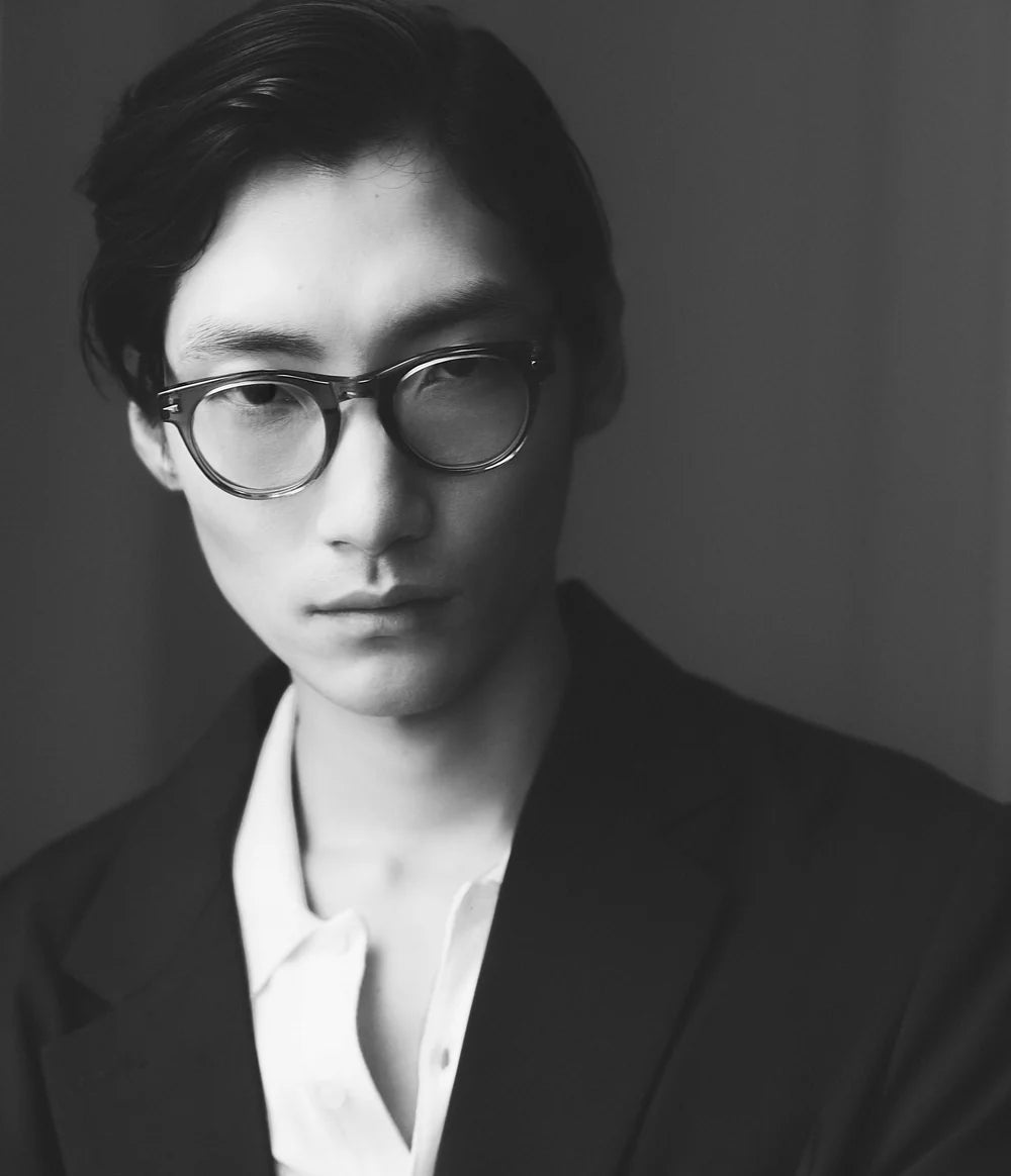 Ahlem Victoria - Smokedlight