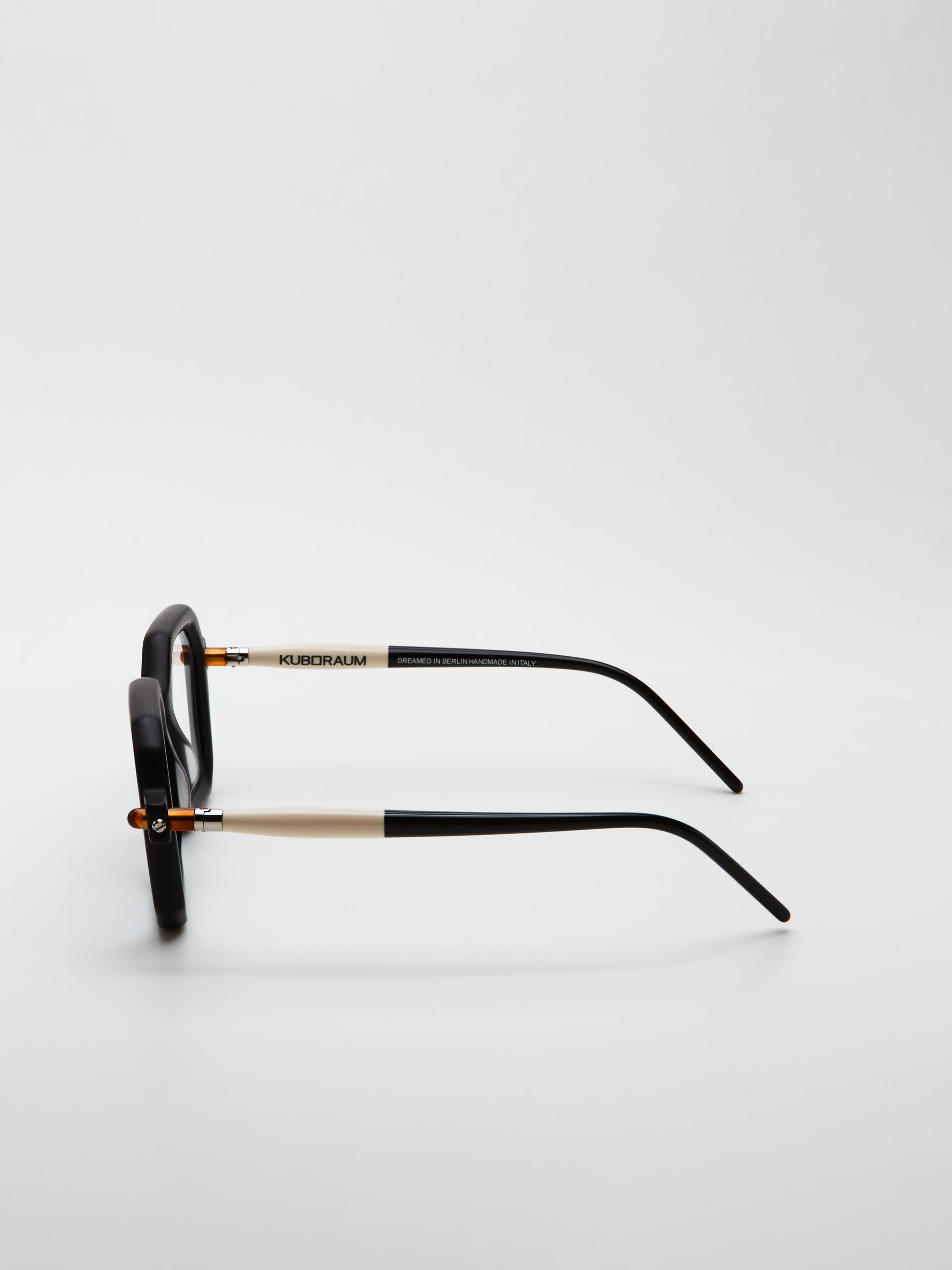 Kuboraum MASKE P9 - Black Matte