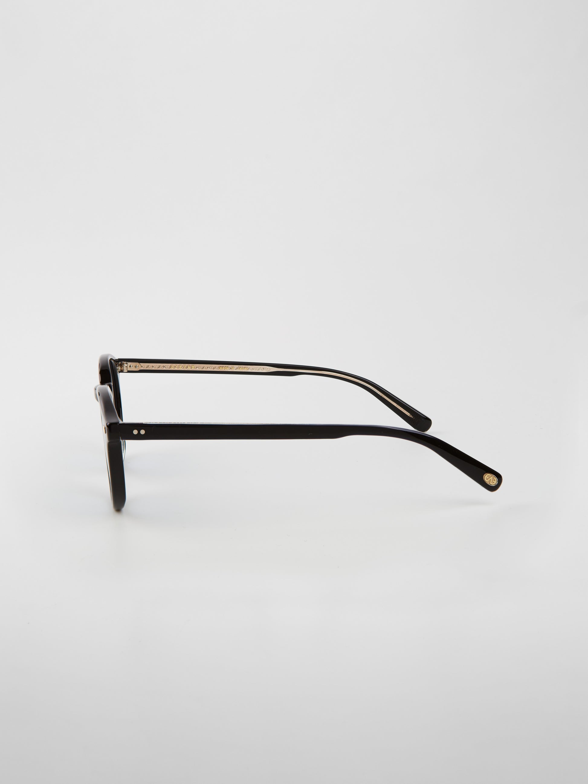 Eyevan Puerto - Black