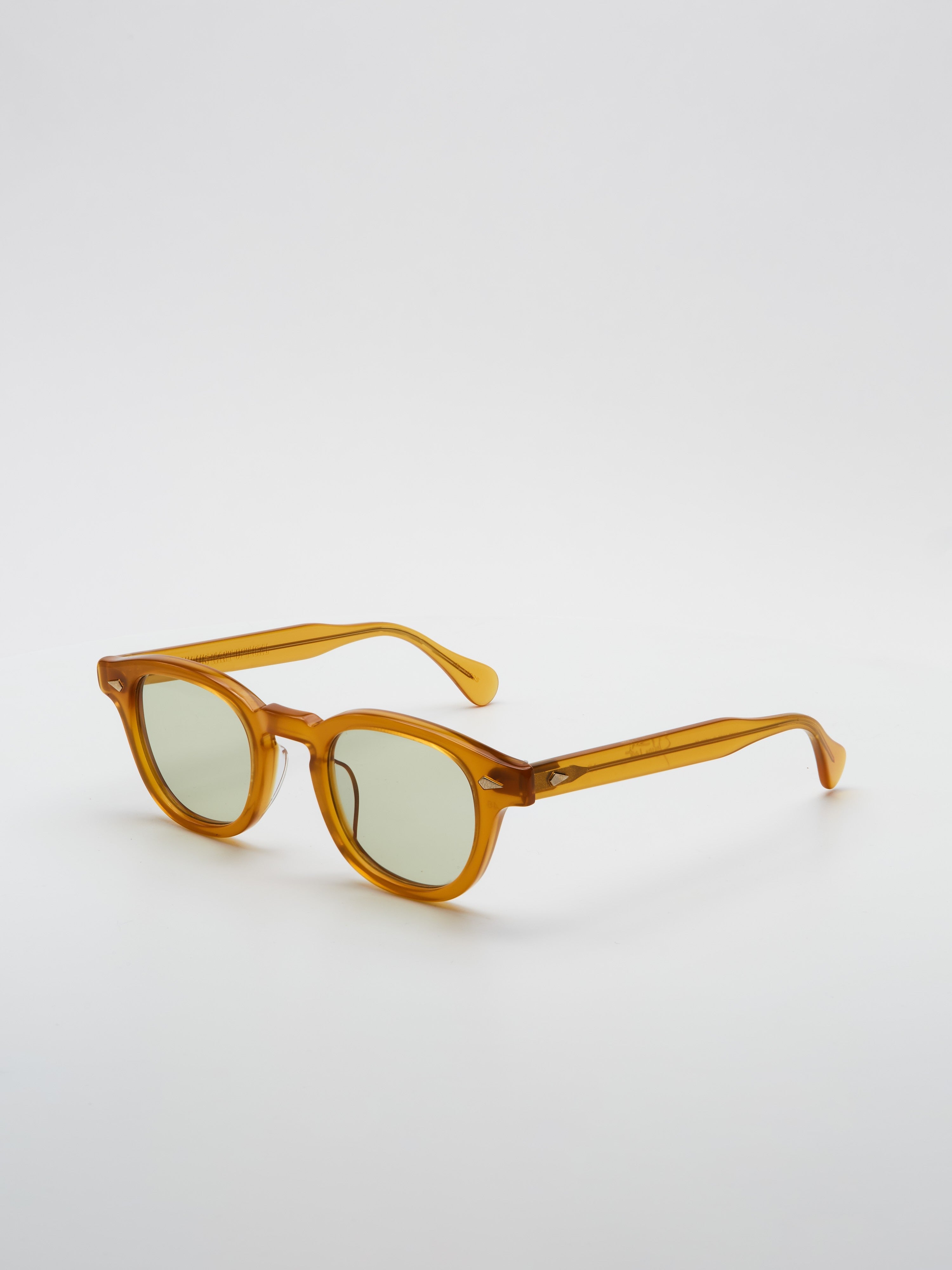 Julius Tart Optical | AR – occhiali da sole | OCCHIO!