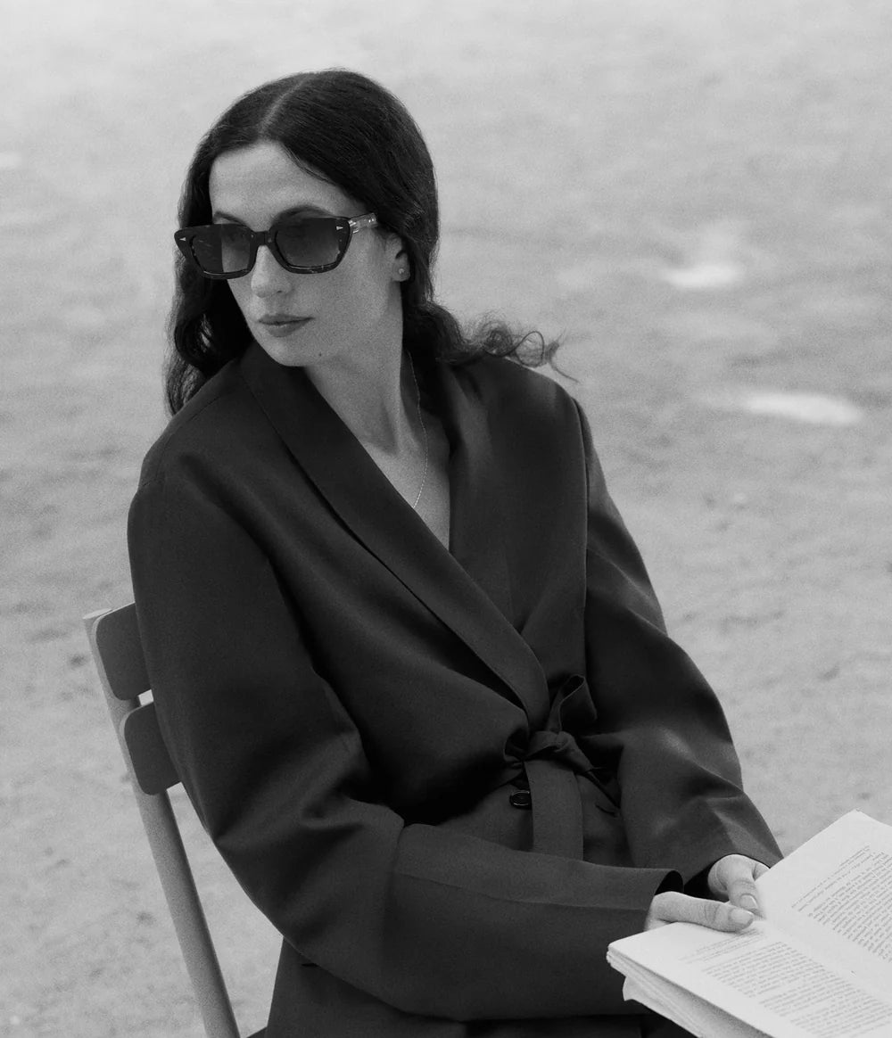 Ahlem Jeanne - Burgundy / Blue Gradient