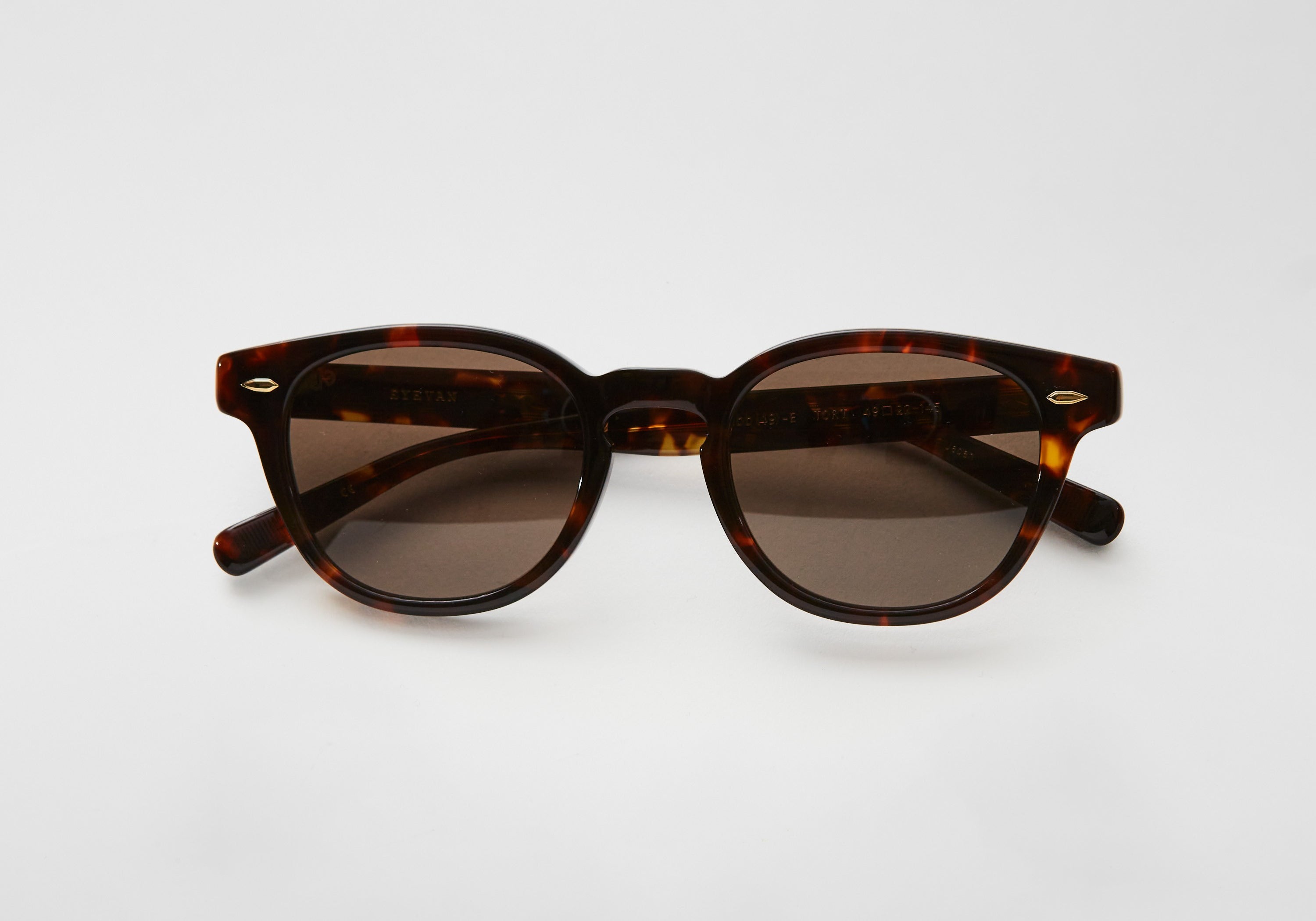 Eyevan Webb - Tortoise