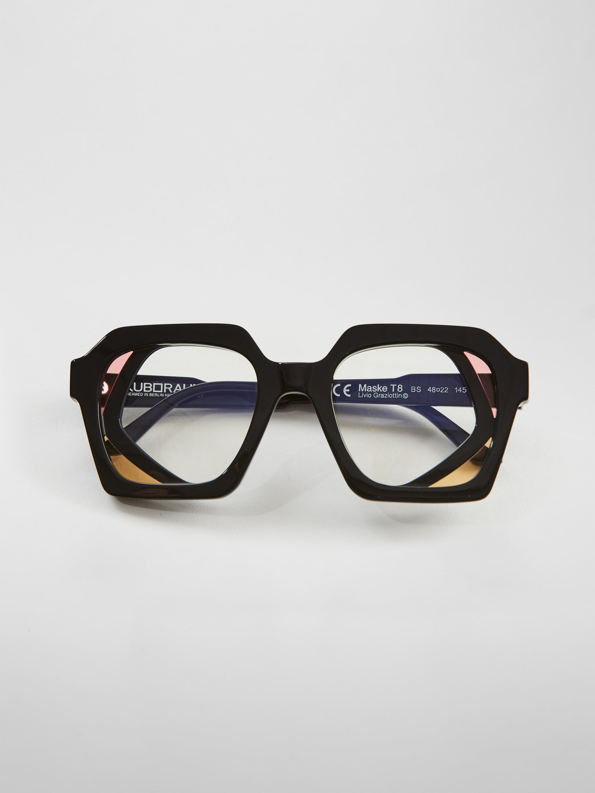 Kuboraum MASKE T8 Black Shine