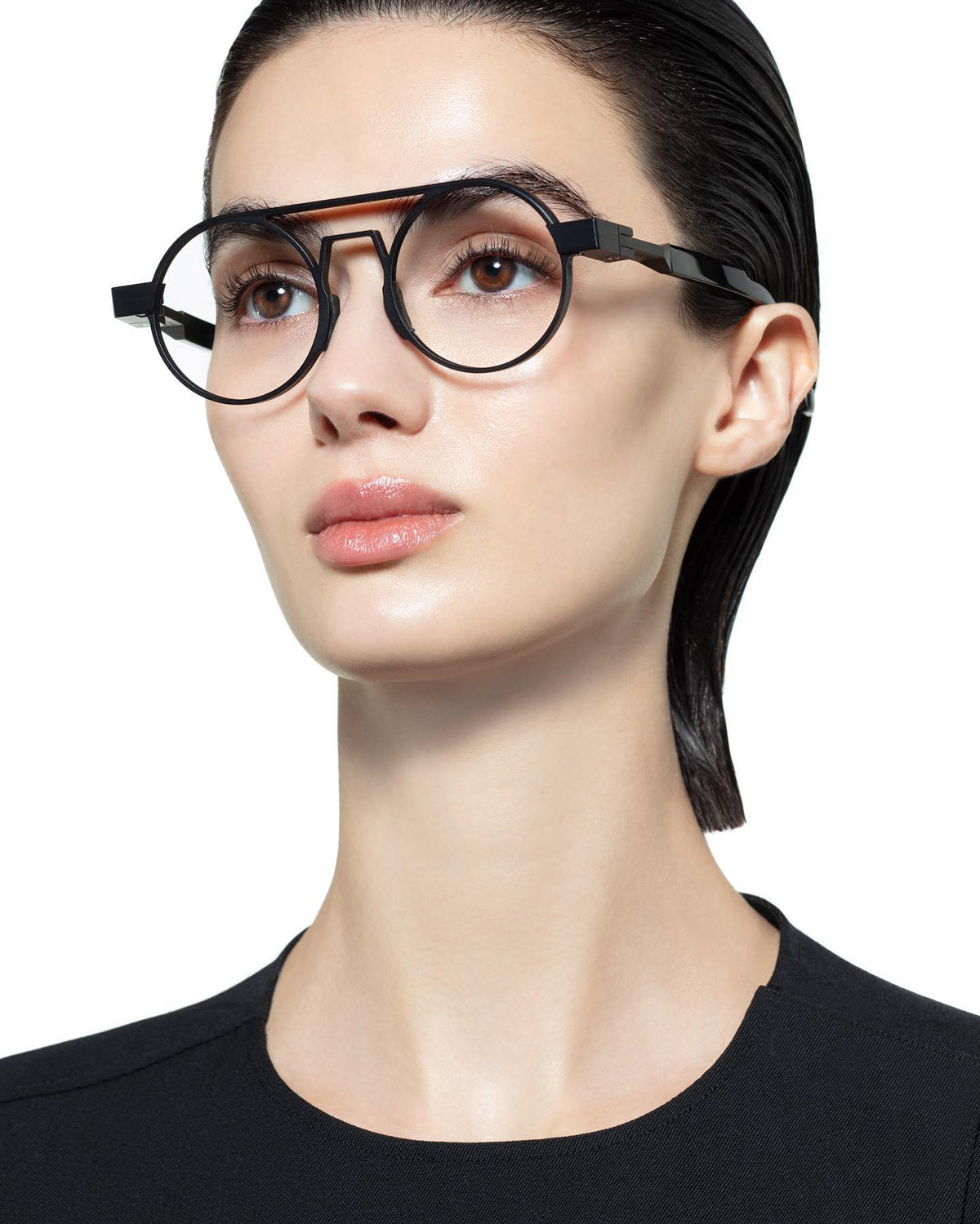 VAVA WL0018 Black worn – official photo VAVA