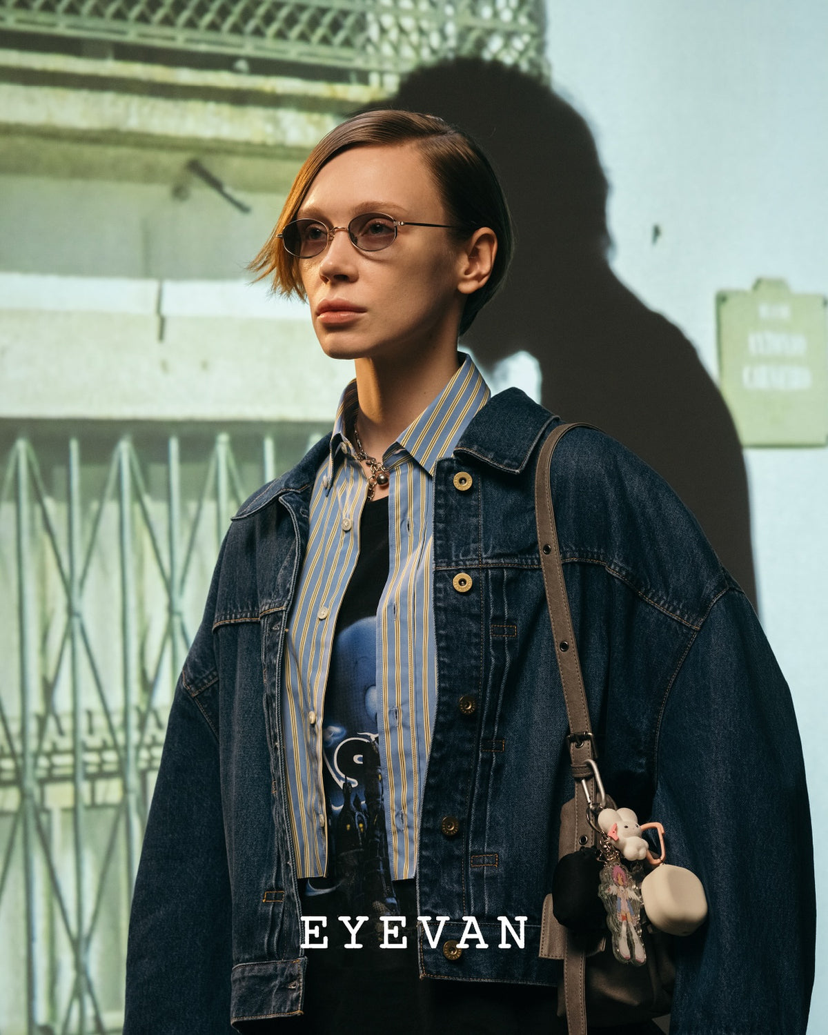 Eyevan Thompson worn – official photo Eyevan