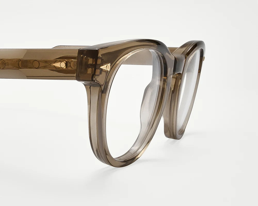 Ahlem Victoria - Smokedlight