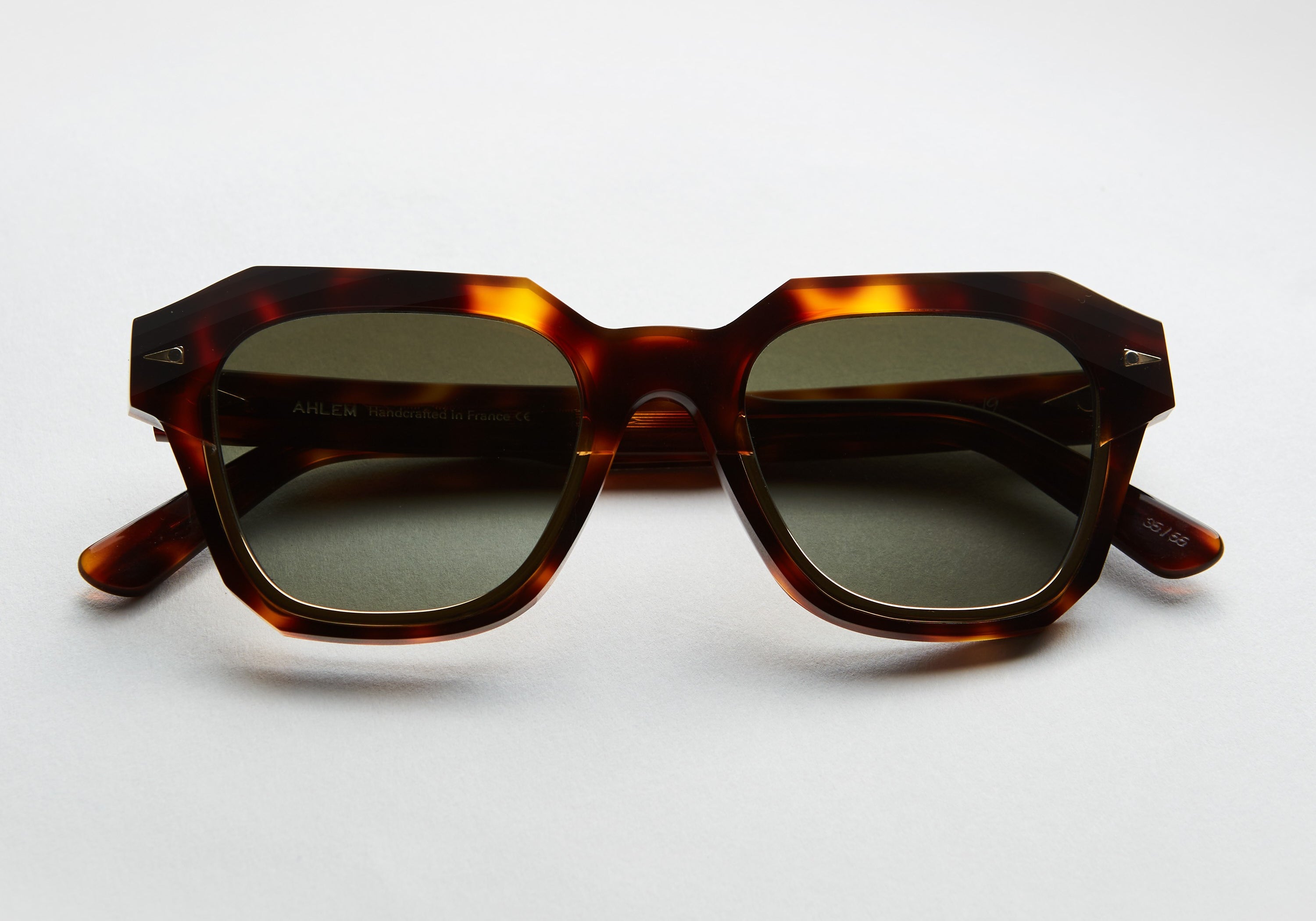 Ahlem Pont Marie x Globe Specs *Limited Edition