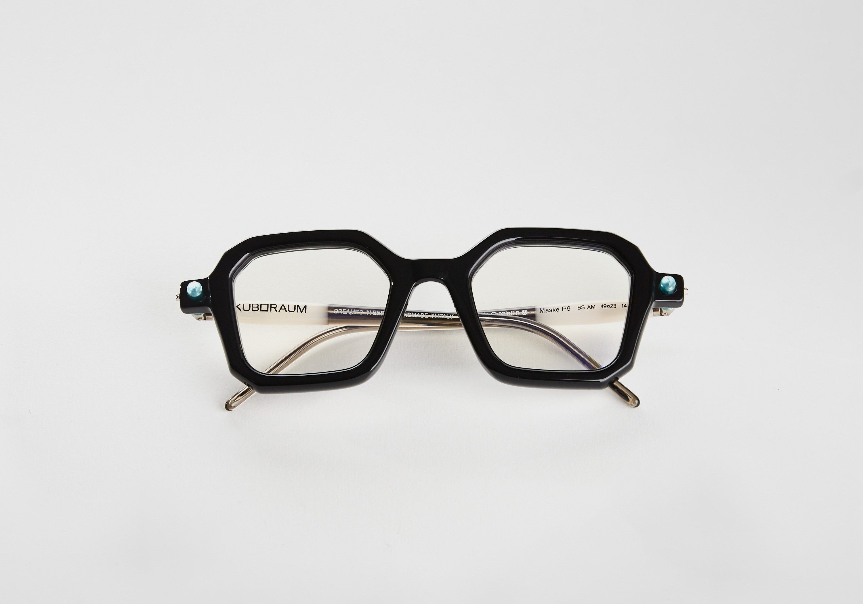 Kuboraum MASKE P9 - Black Shine 2