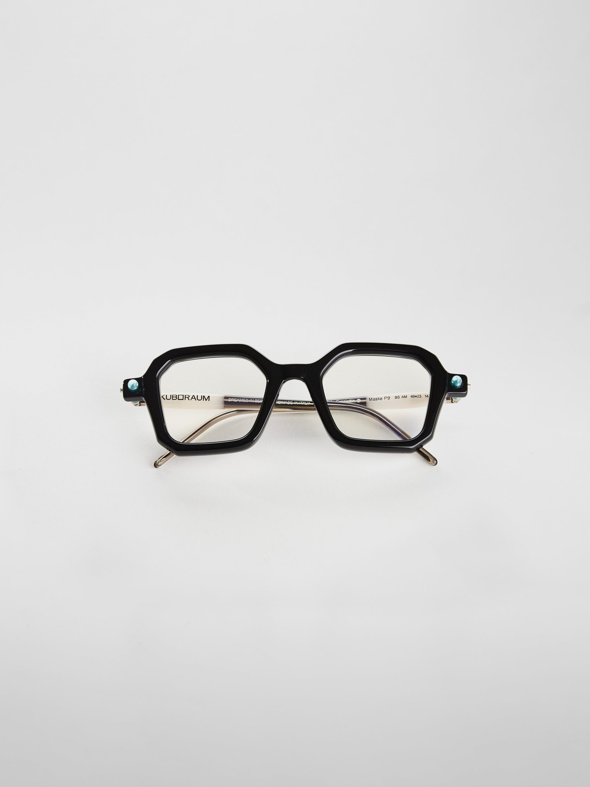 Kuboraum MASKE P9 - Black Shine 2