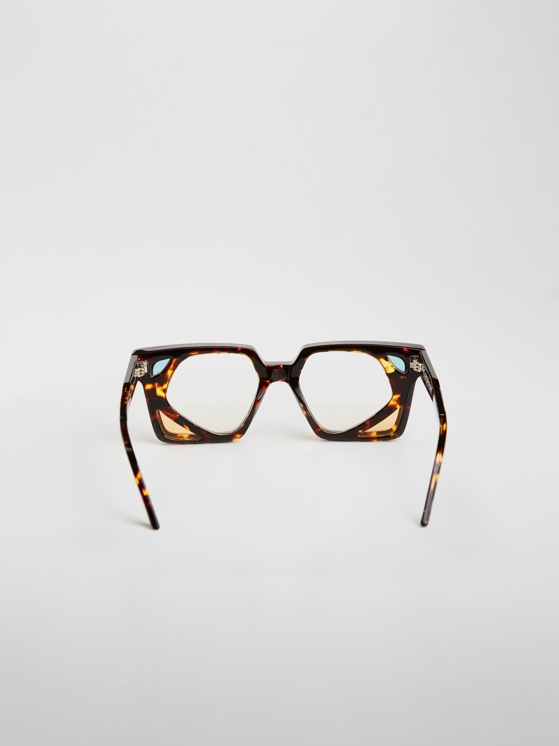 Kuboraum MASKE T6 Dark Tortoise