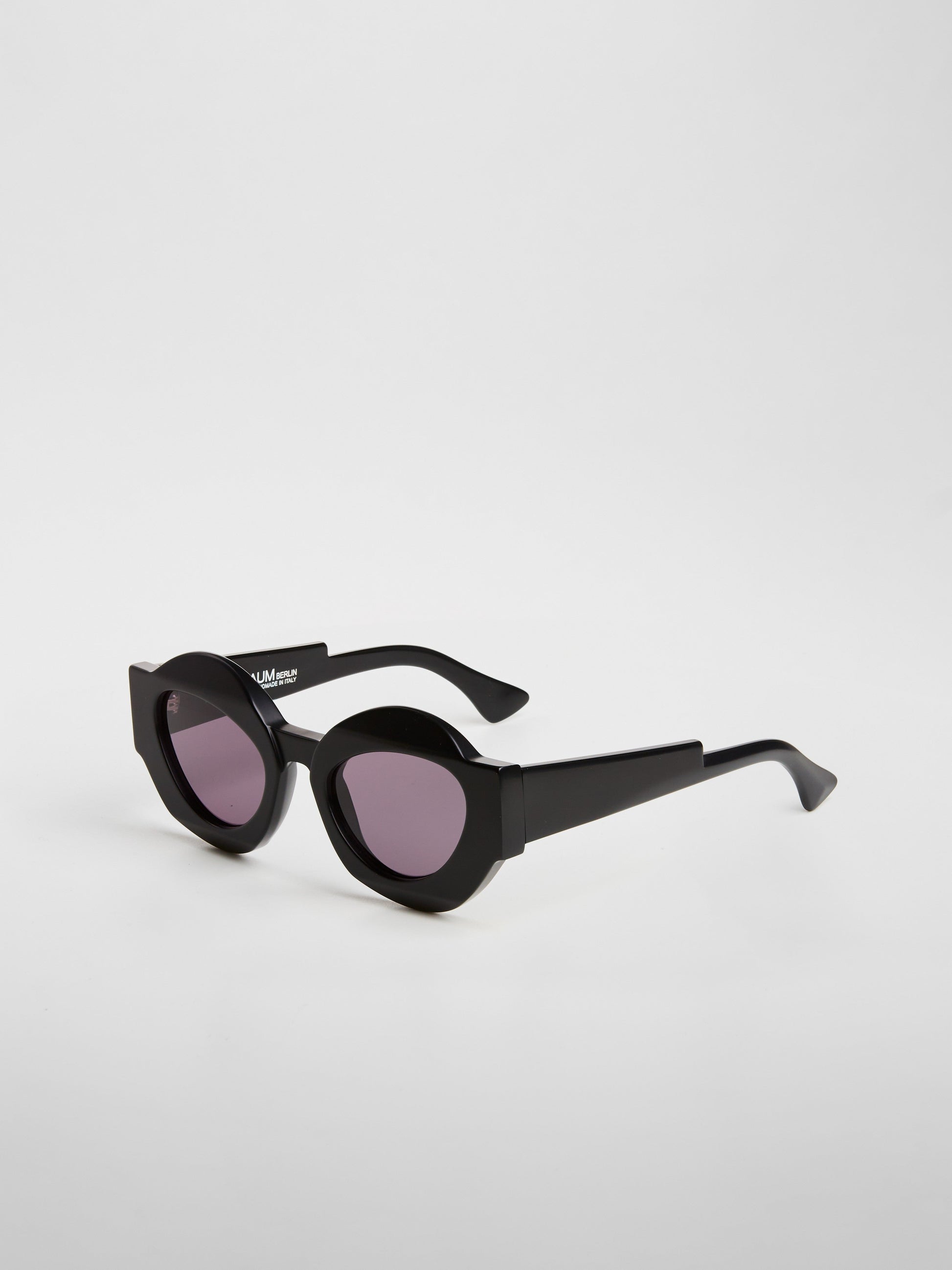 Kuboraum MASKE X22 - Black Shine