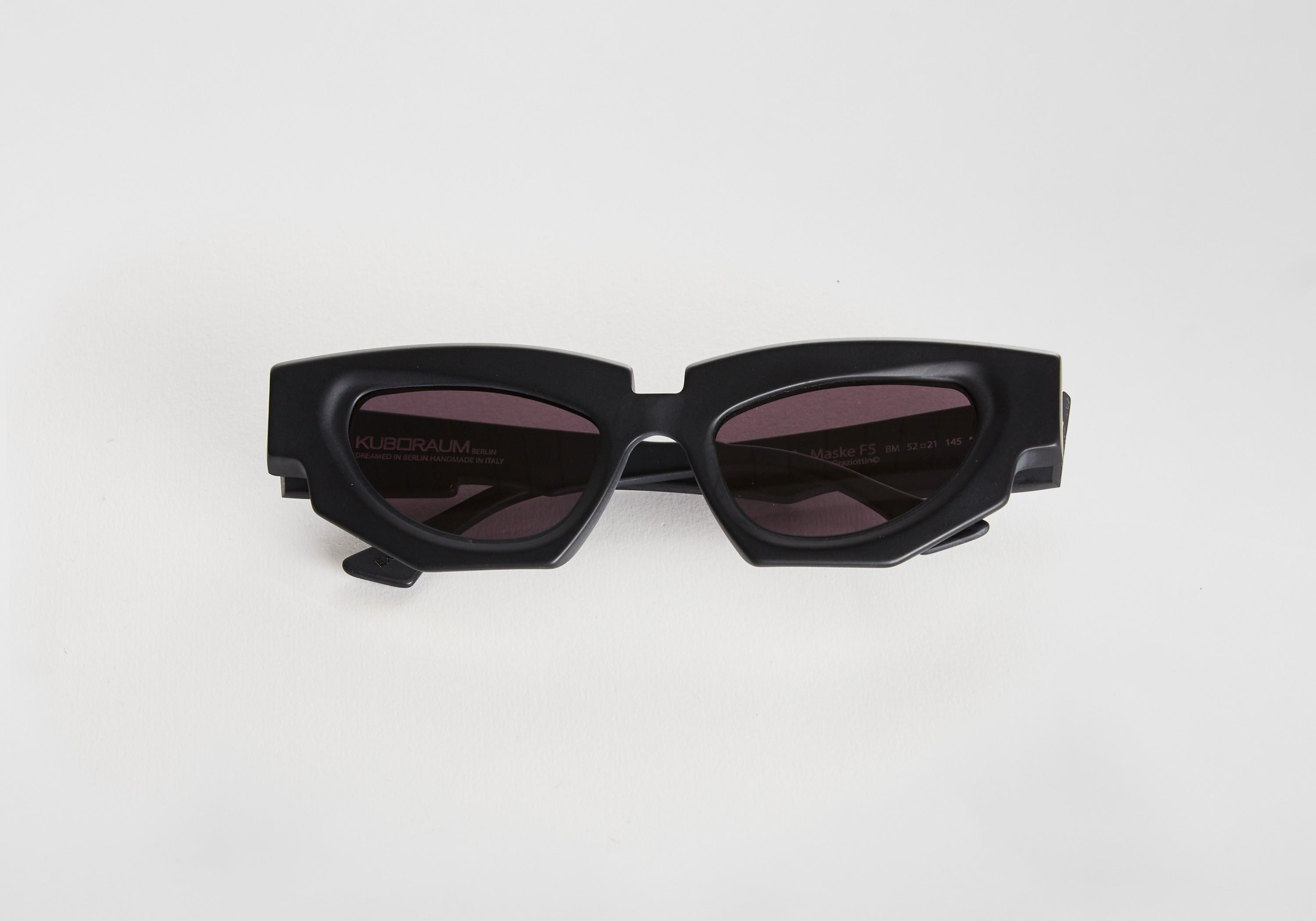 Kuboraum MASKE F5 Black Matte