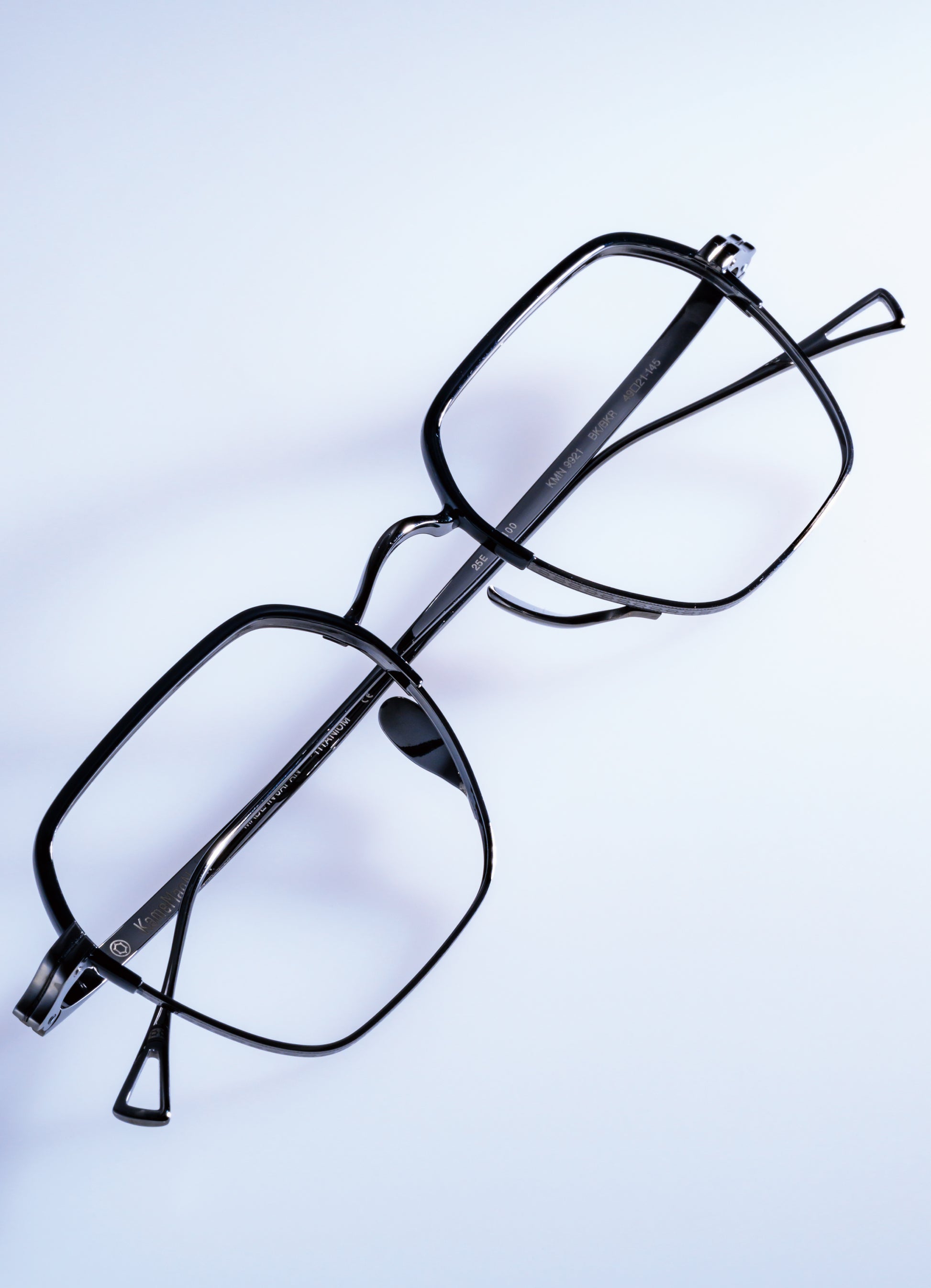 KameManNen, kmn 152 - Silver