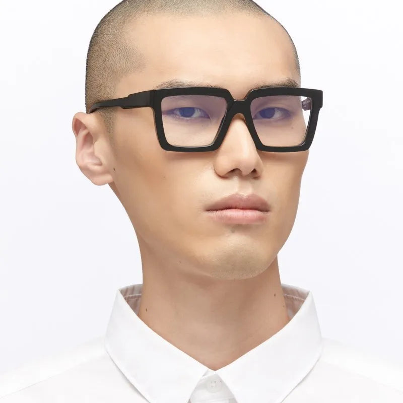 Kuboraum MASKE K26 - Black Shine