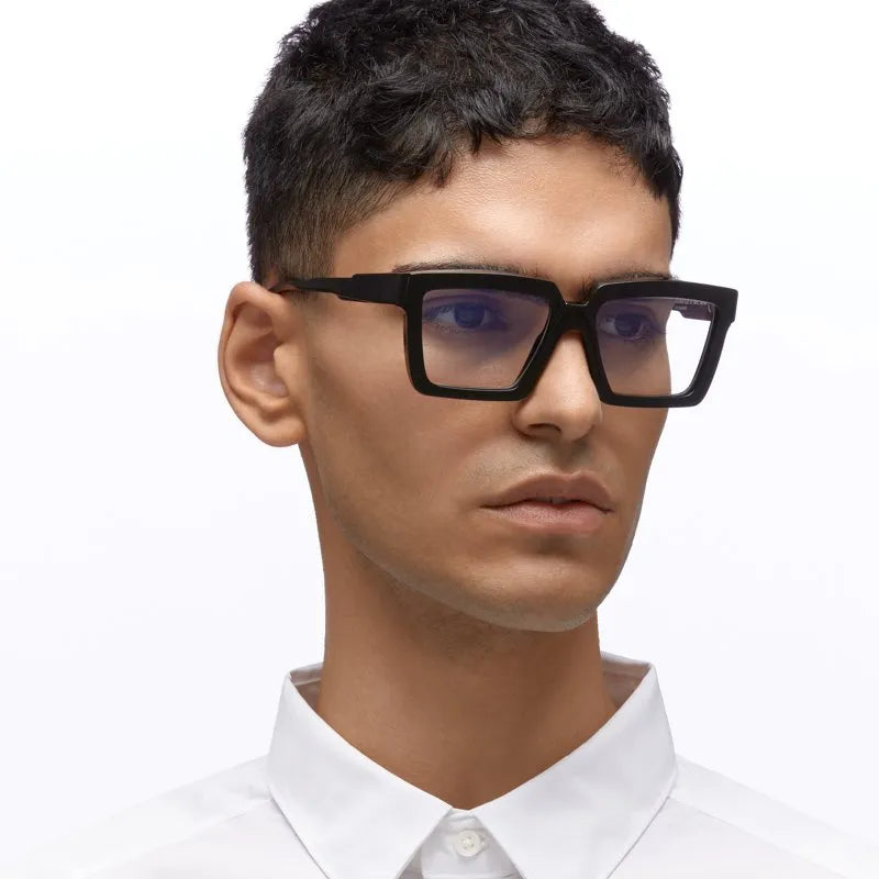 Kuboraum MASKE K26 - Black Shine