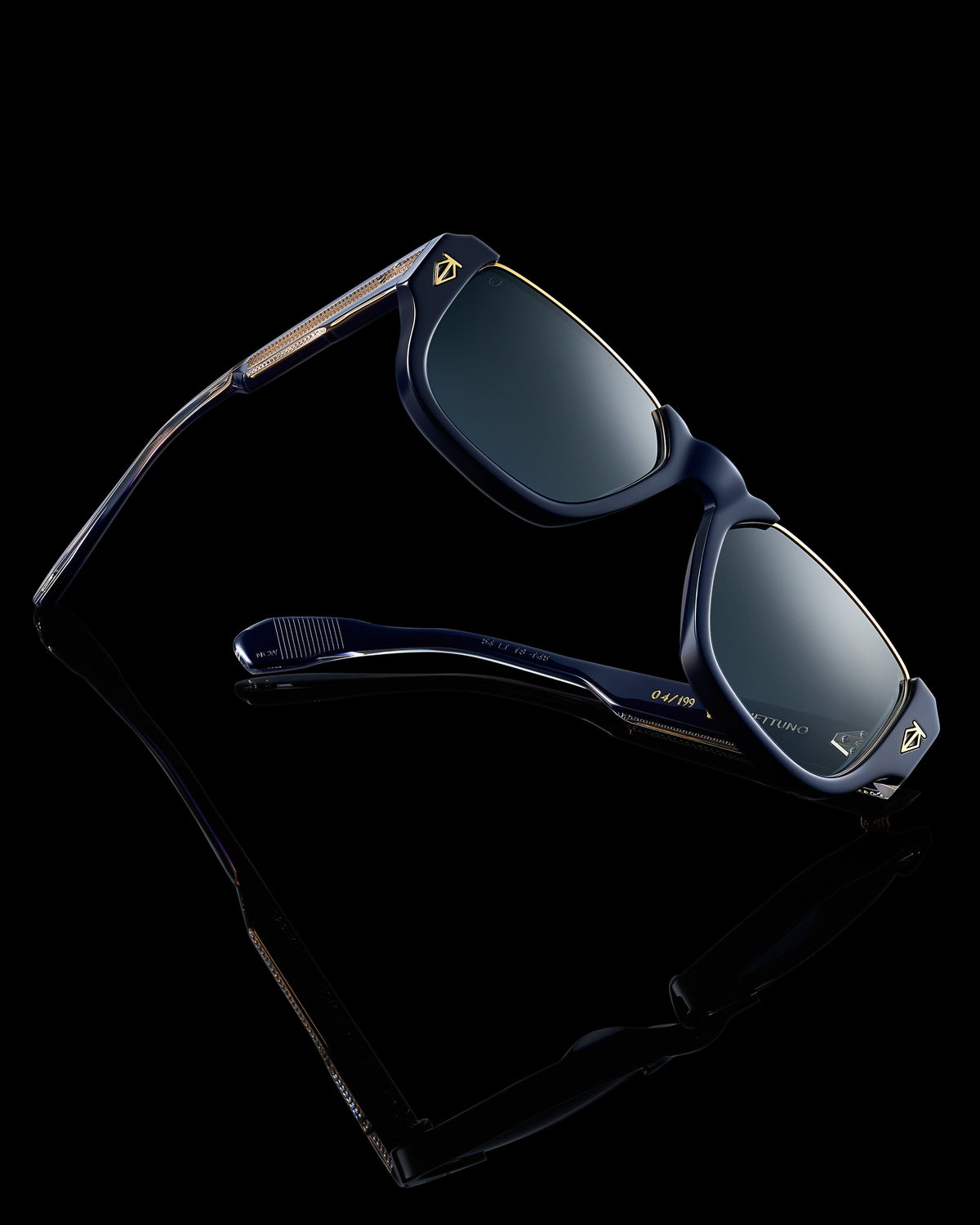 T HENRI Nettuno Twilight, sunglasses – detail