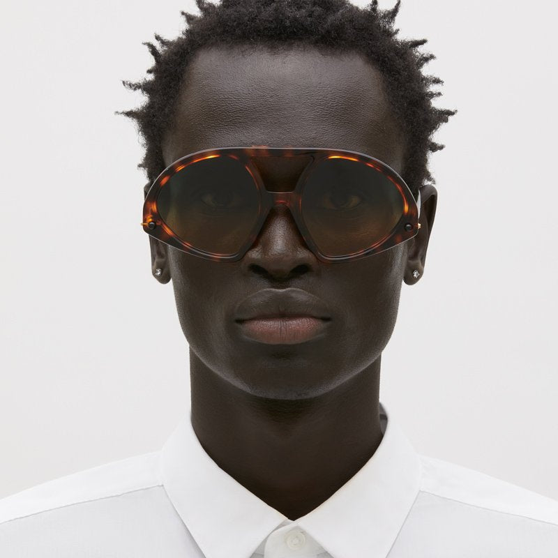 Kuboraum P31 Tortoise indossato – foto ufficiale Kuboraum