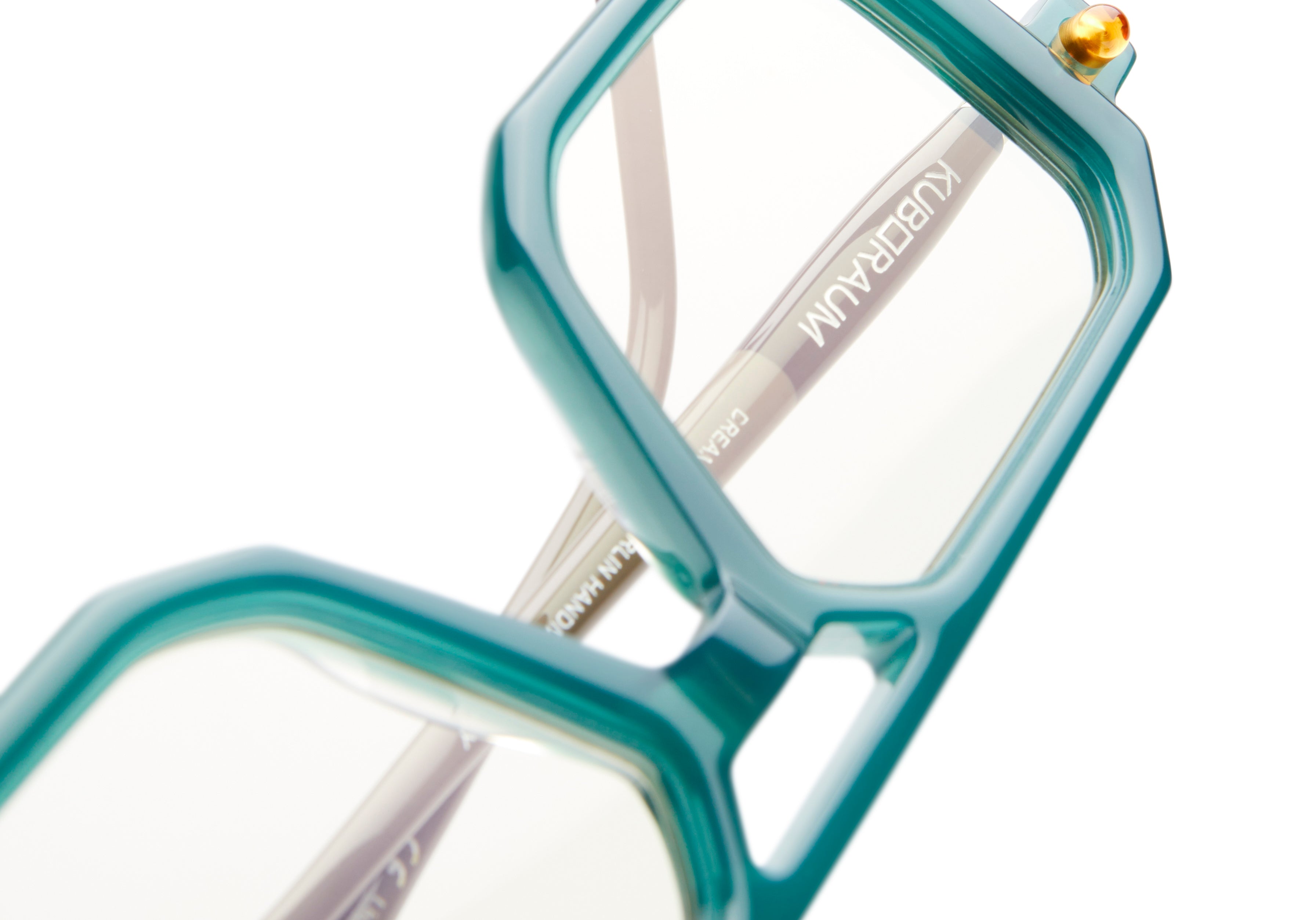 Kuboraum Mask P8 - Havana