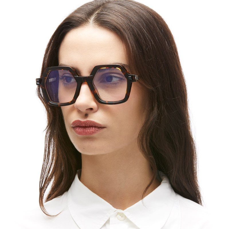 Kuboraum Q8 Tortoise indossato – foto ufficiale Kuboraum