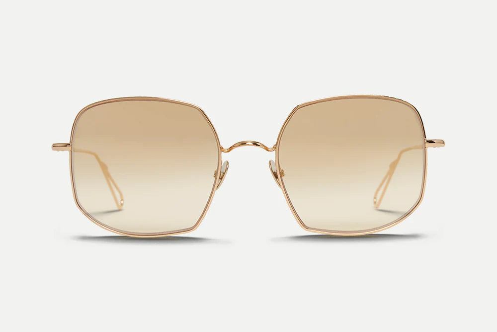 Ahlem Varenne - Champagne / Smoke Gradient