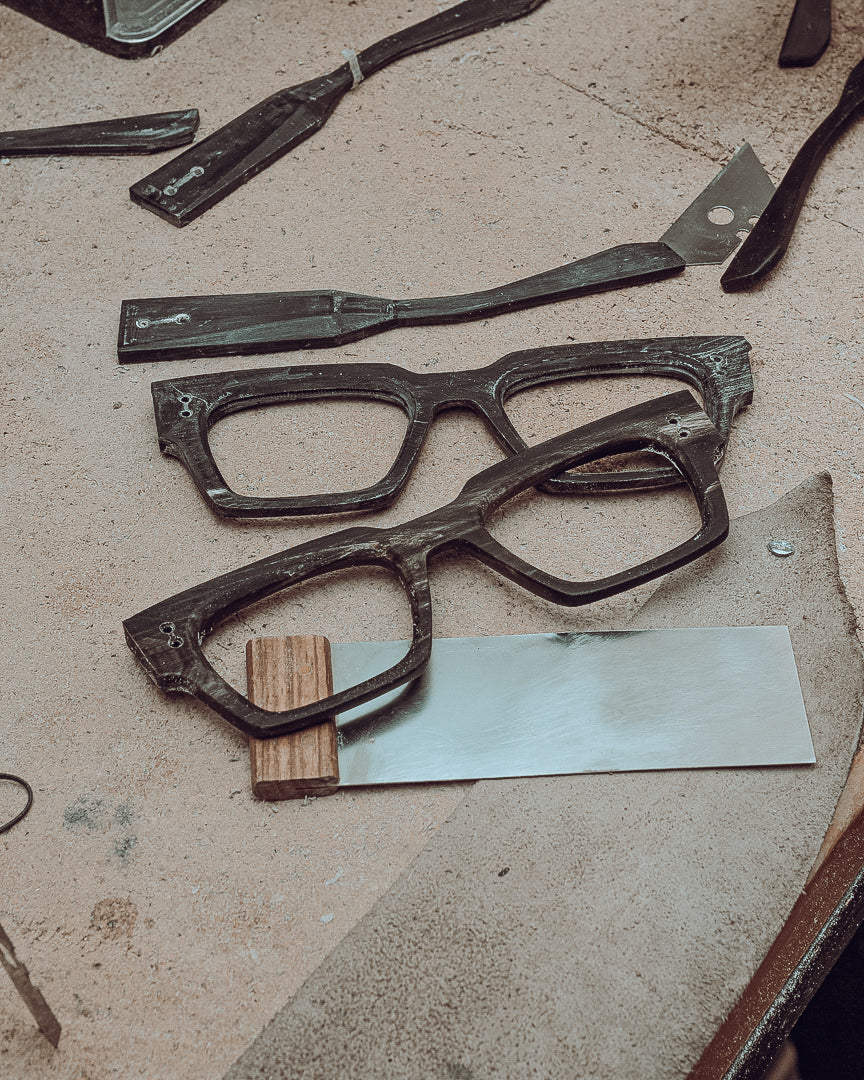 AKONI EYEWEAR Crafted Cosmo - Buffalo Horn