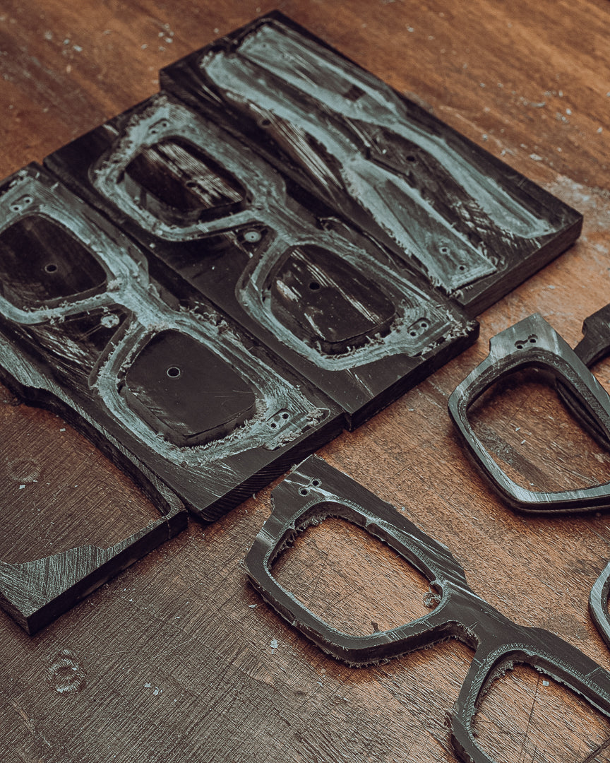 AKONI EYEWEAR Crafted Cosmo - Buffalo Horn