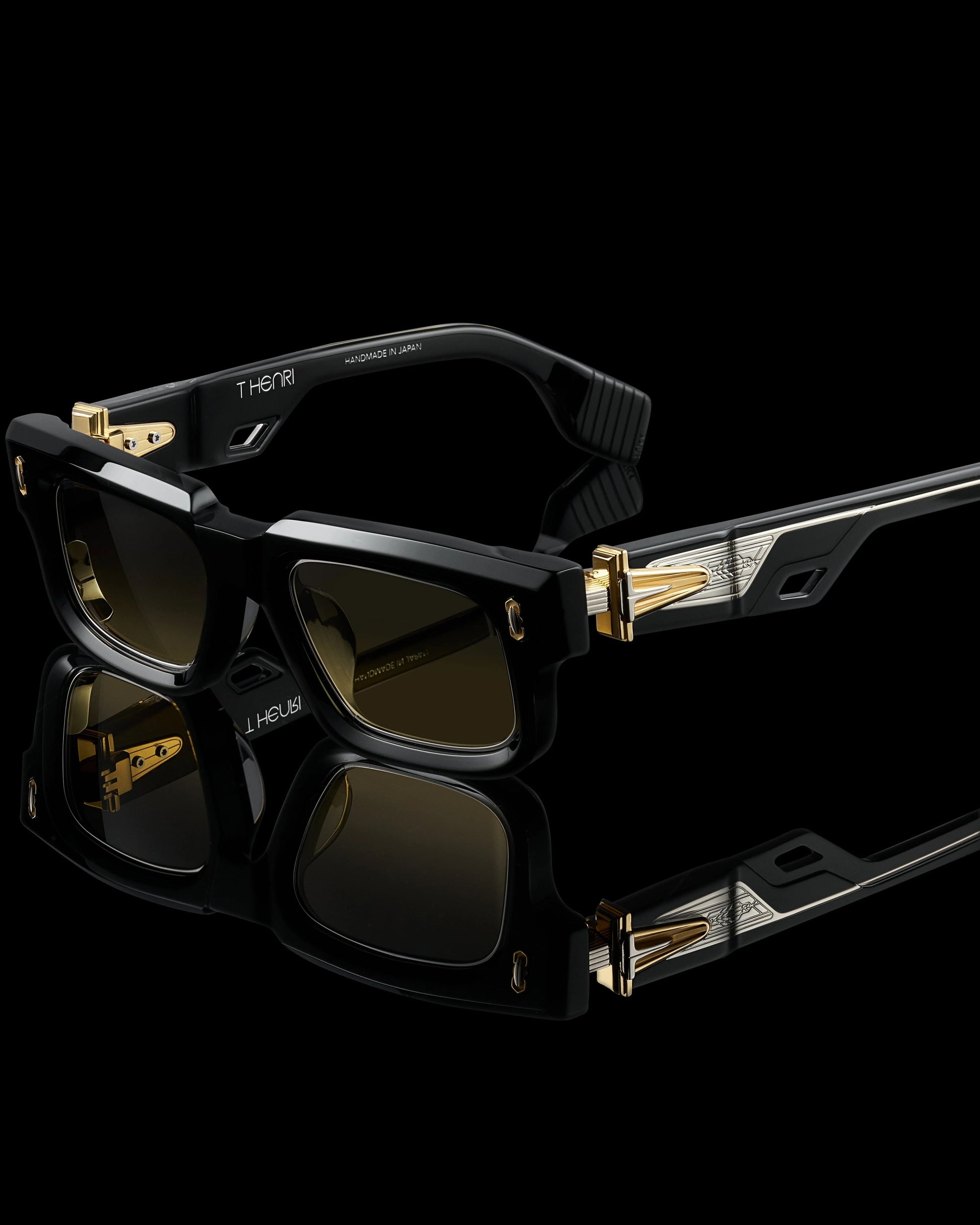 T HENRI | Superleggera | Shadow II 1 of 199 pieces