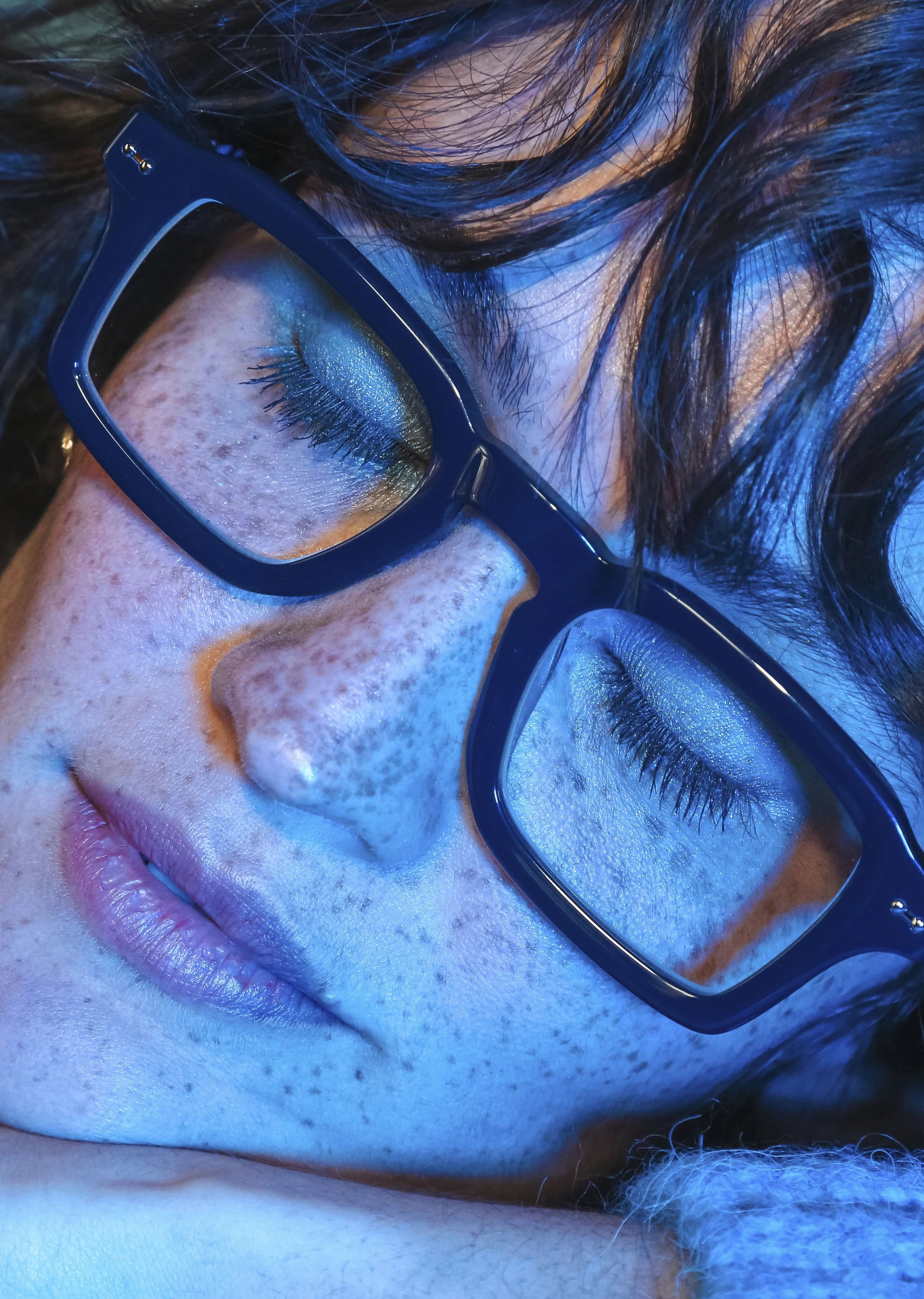 Peter and May | Leon | Deep Blue
