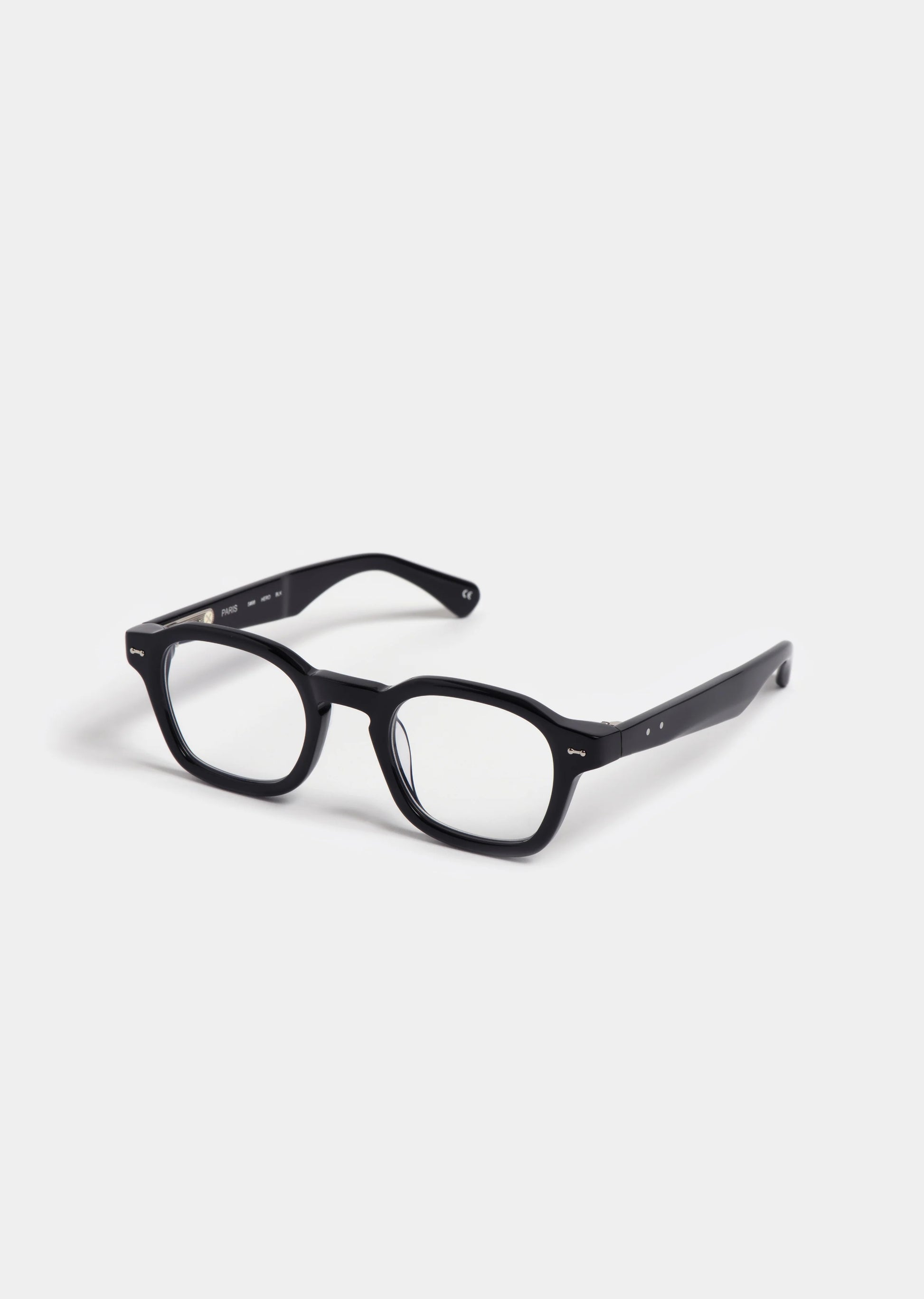 Peter and May | Hero | Black