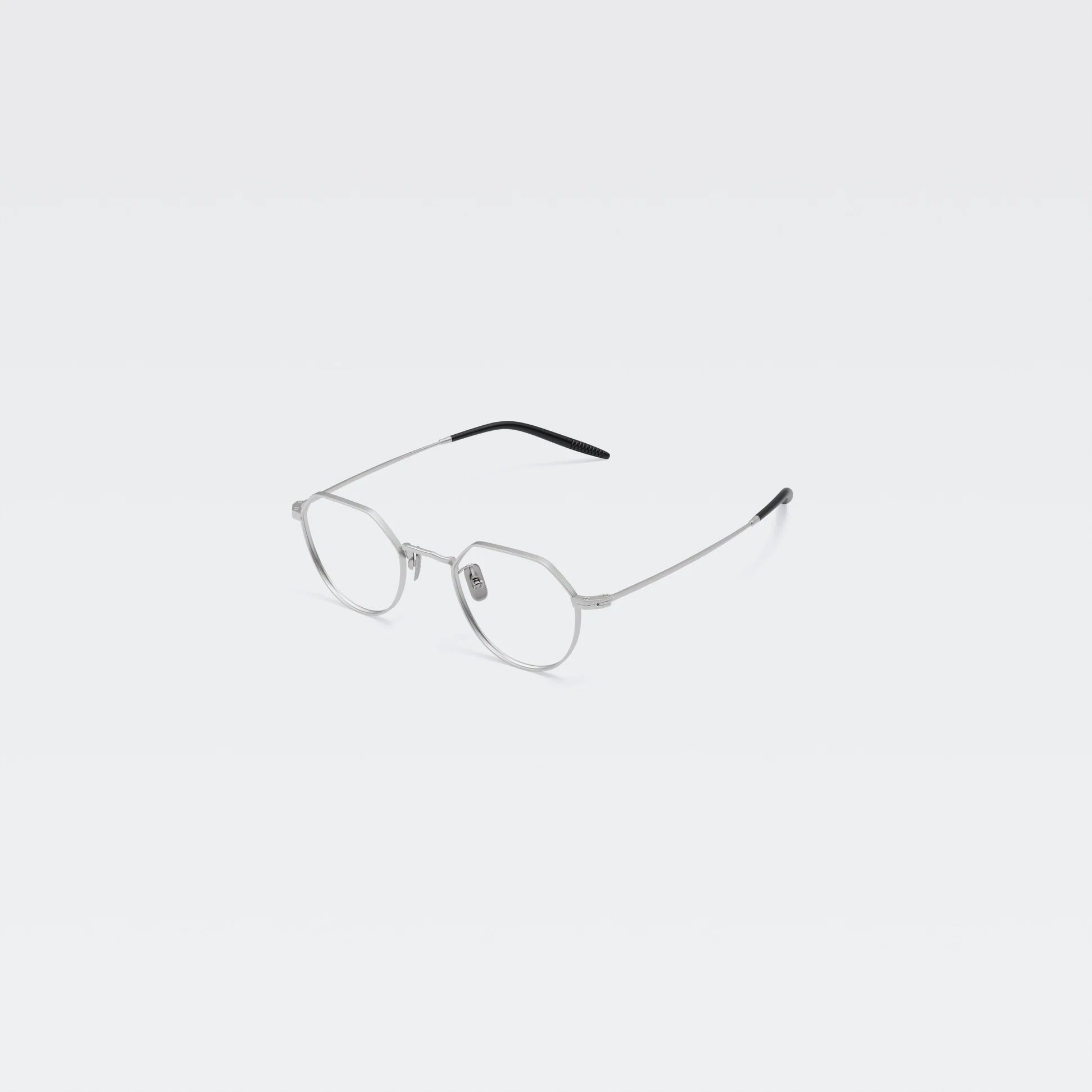 Cubitts | Wakefield | Brushed Silver M