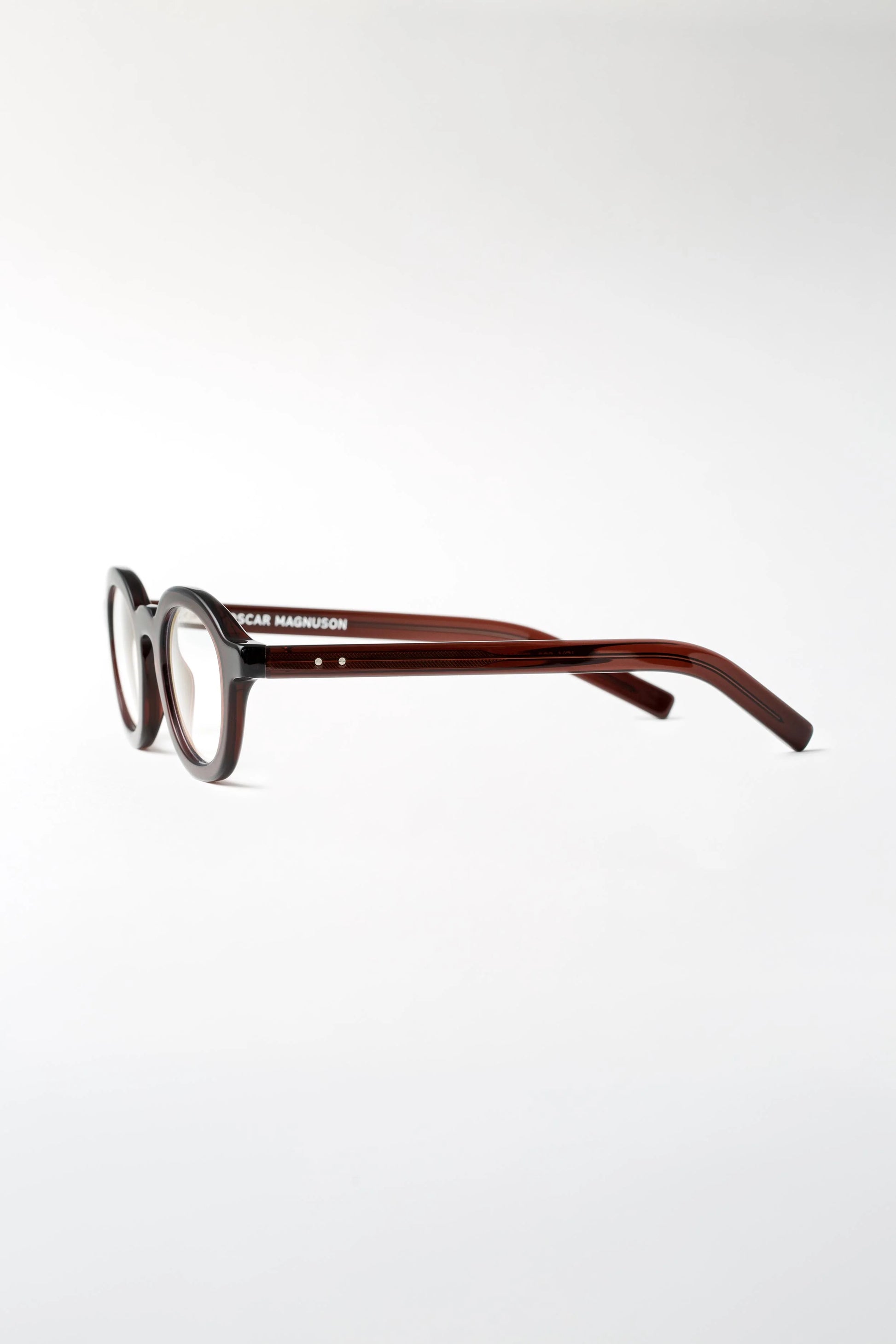 Oscar Magnuson Joy - Toga Red