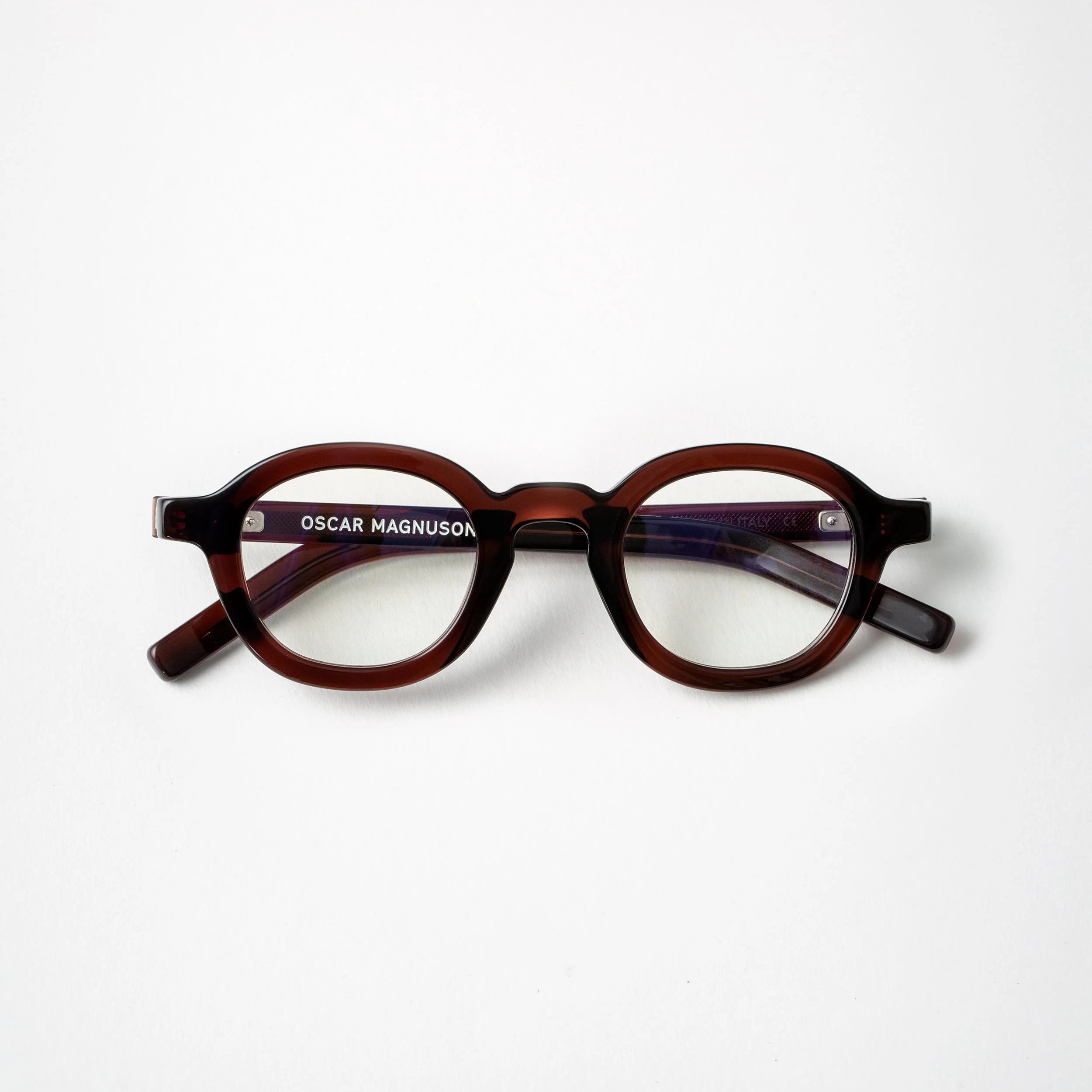 Oscar Magnuson Joy - Toga Red